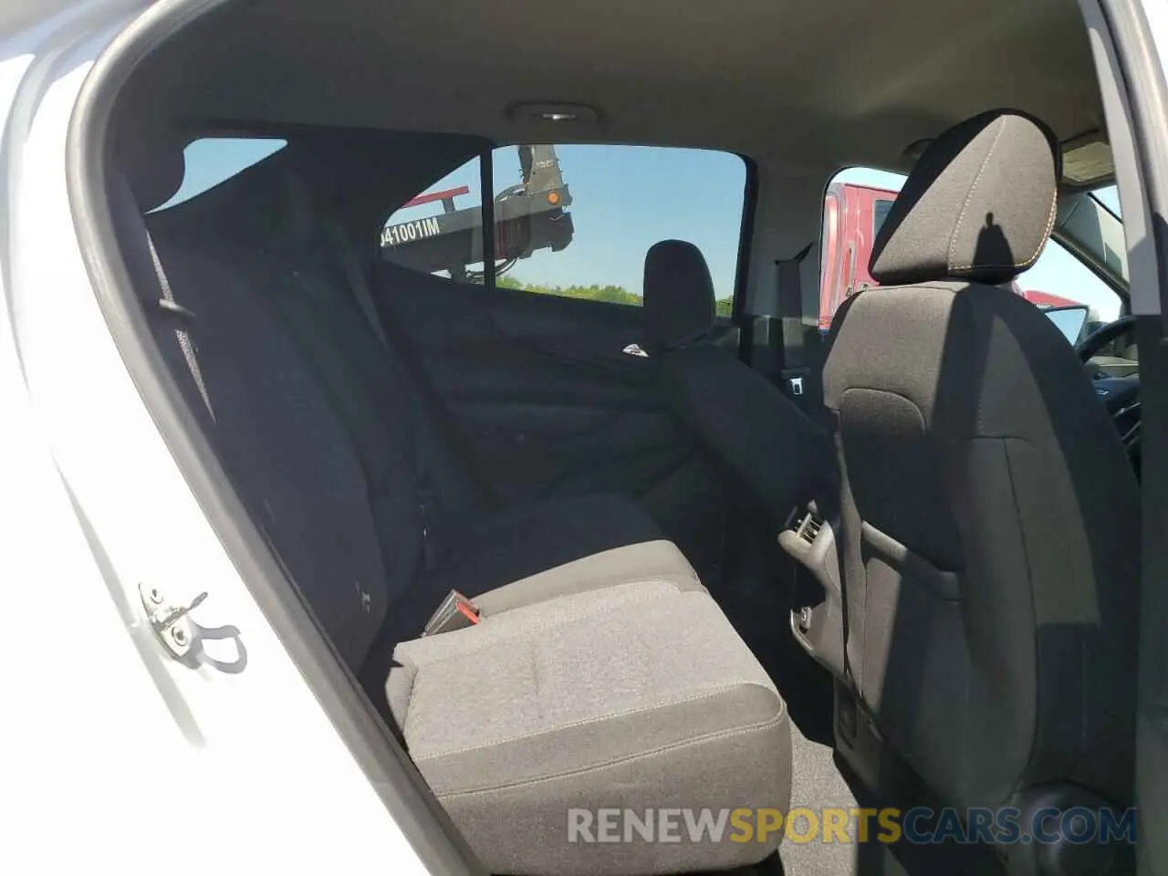 11 Photograph of a damaged car 3GNAXUEV0NL193957 CHEVROLET EQUINOX 2022