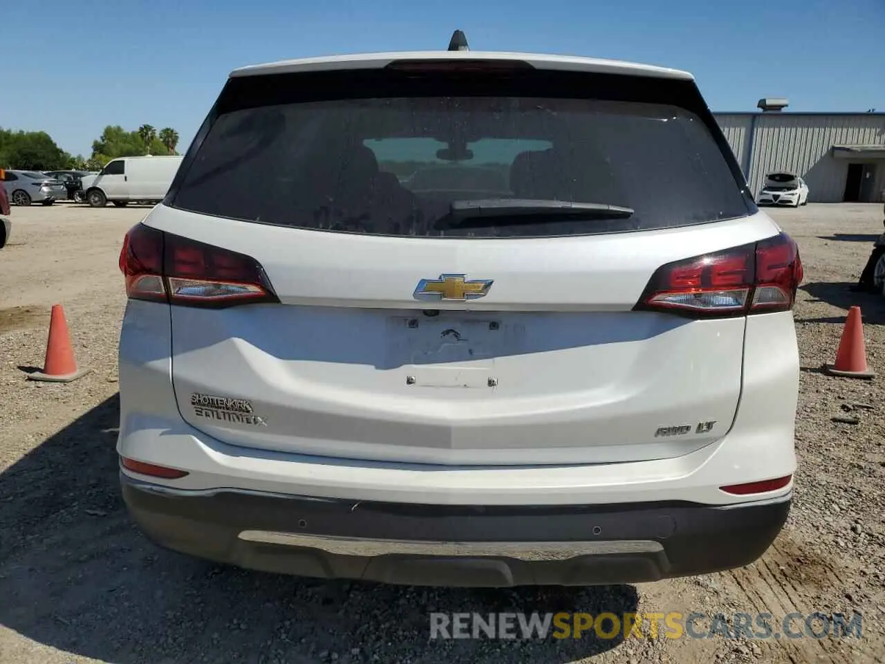 6 Photograph of a damaged car 3GNAXUEV0NL193957 CHEVROLET EQUINOX 2022