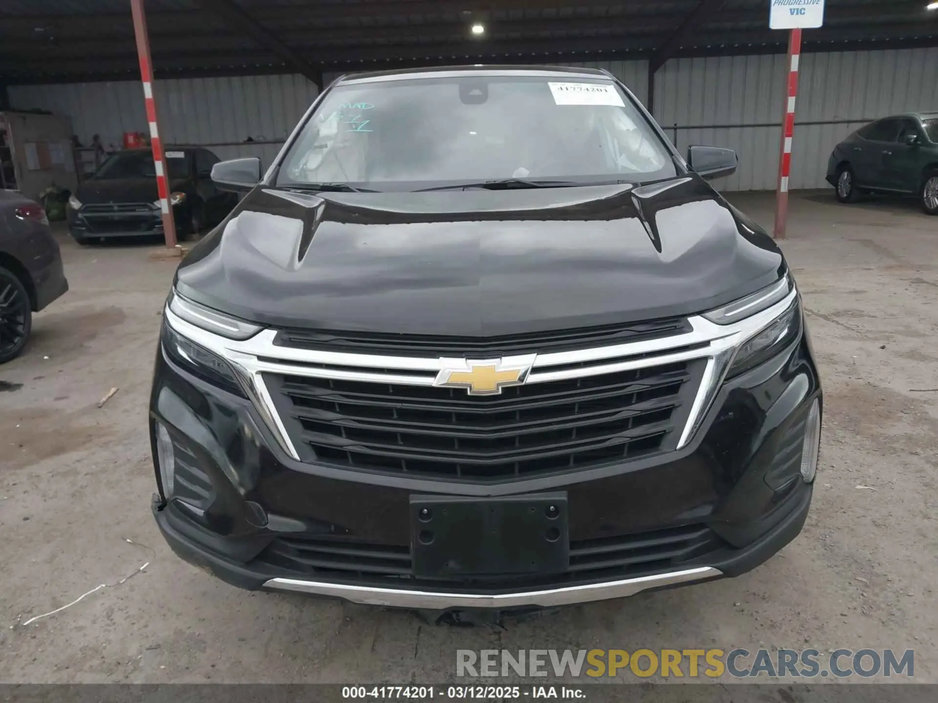 13 Photograph of a damaged car 3GNAXUEV0NL206528 CHEVROLET EQUINOX 2022