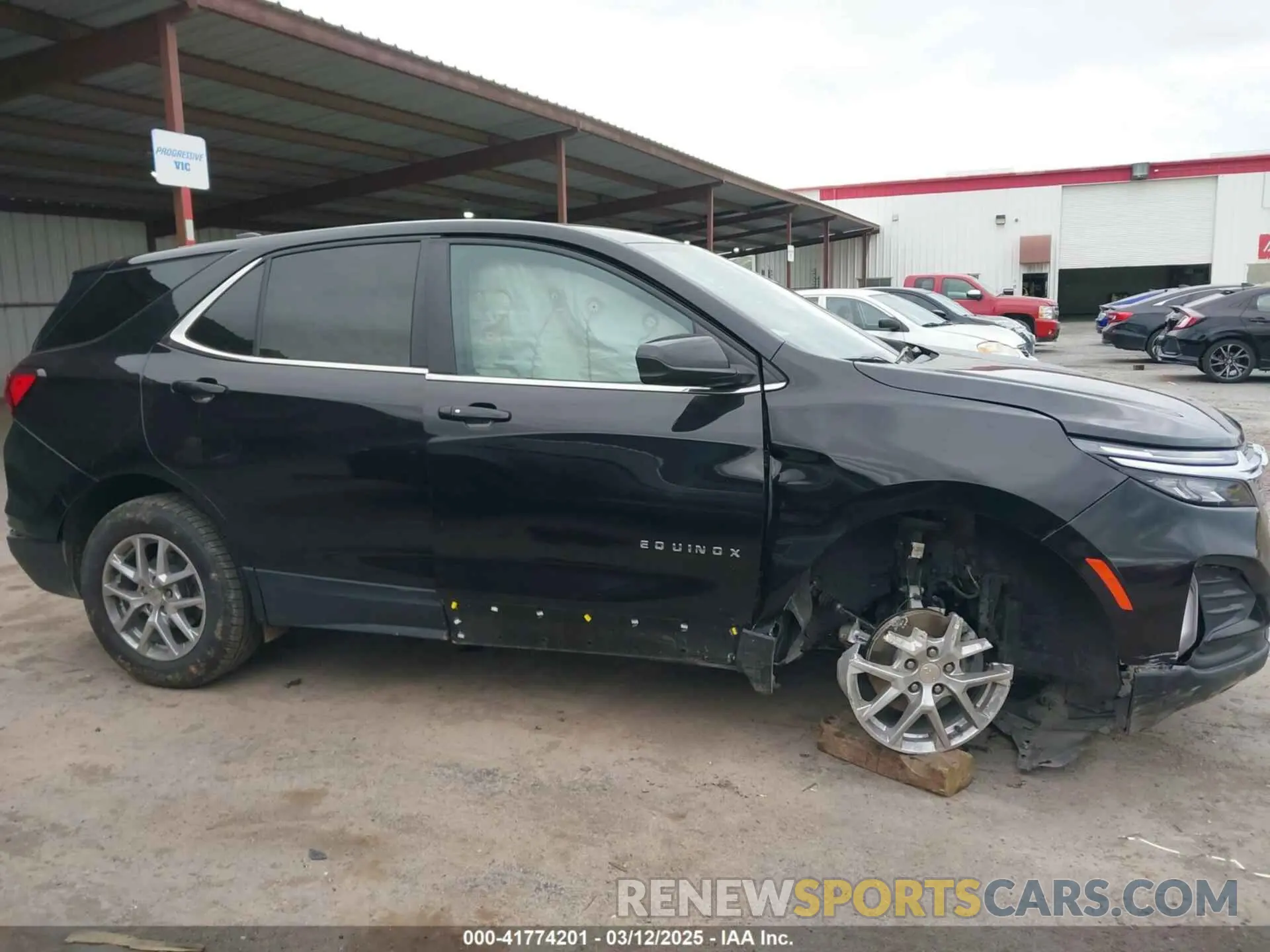 14 Photograph of a damaged car 3GNAXUEV0NL206528 CHEVROLET EQUINOX 2022