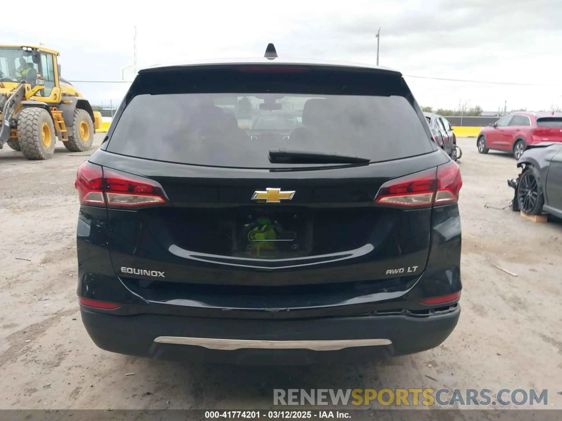 17 Photograph of a damaged car 3GNAXUEV0NL206528 CHEVROLET EQUINOX 2022