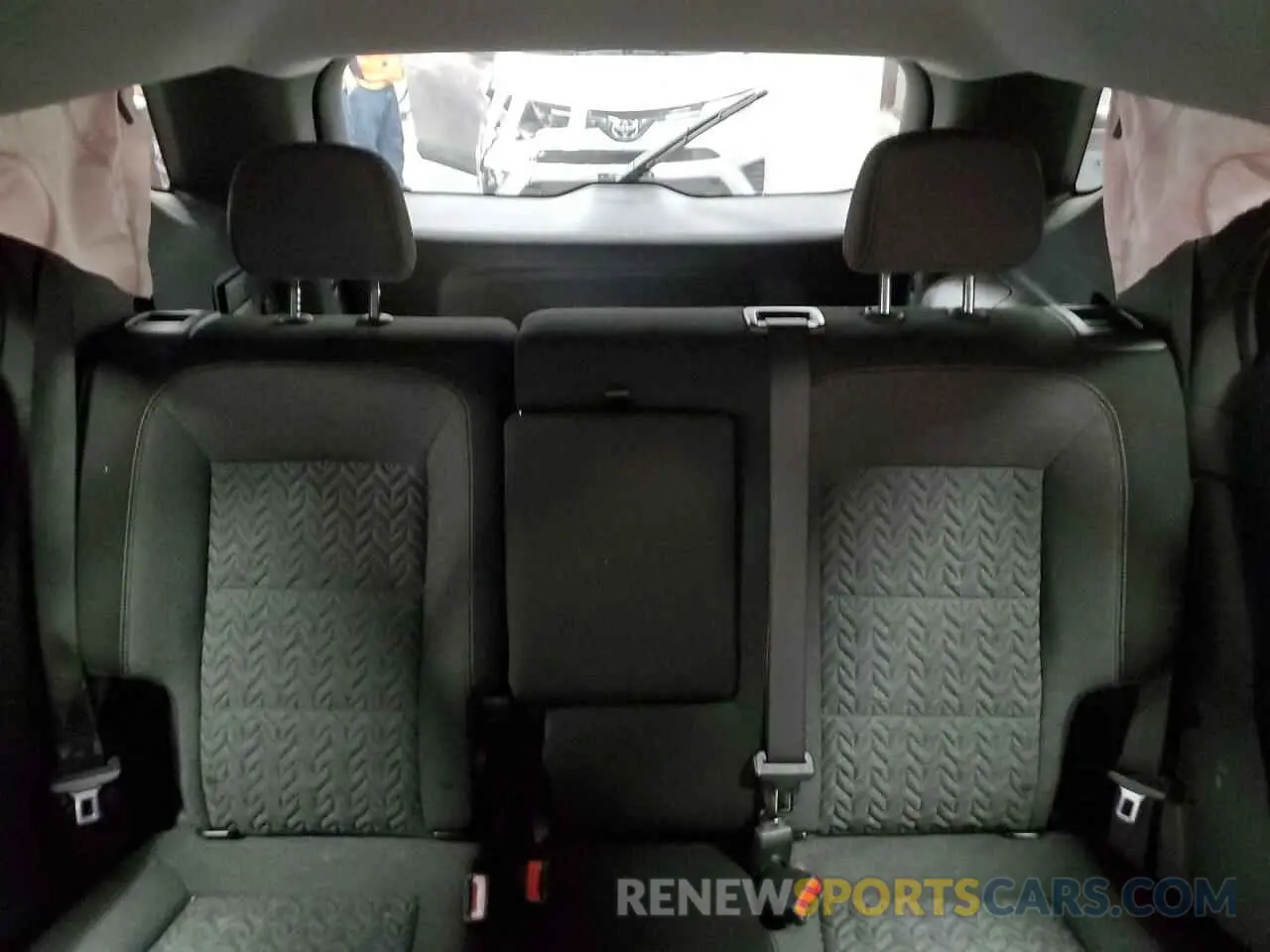 10 Photograph of a damaged car 3GNAXUEV0NL214757 CHEVROLET EQUINOX 2022
