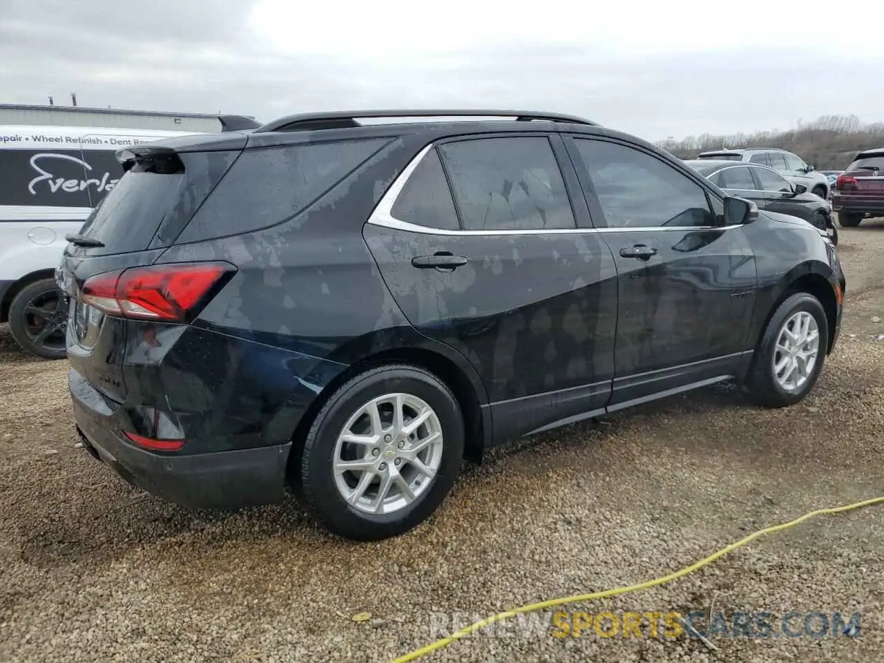 3 Photograph of a damaged car 3GNAXUEV0NL279298 CHEVROLET EQUINOX 2022