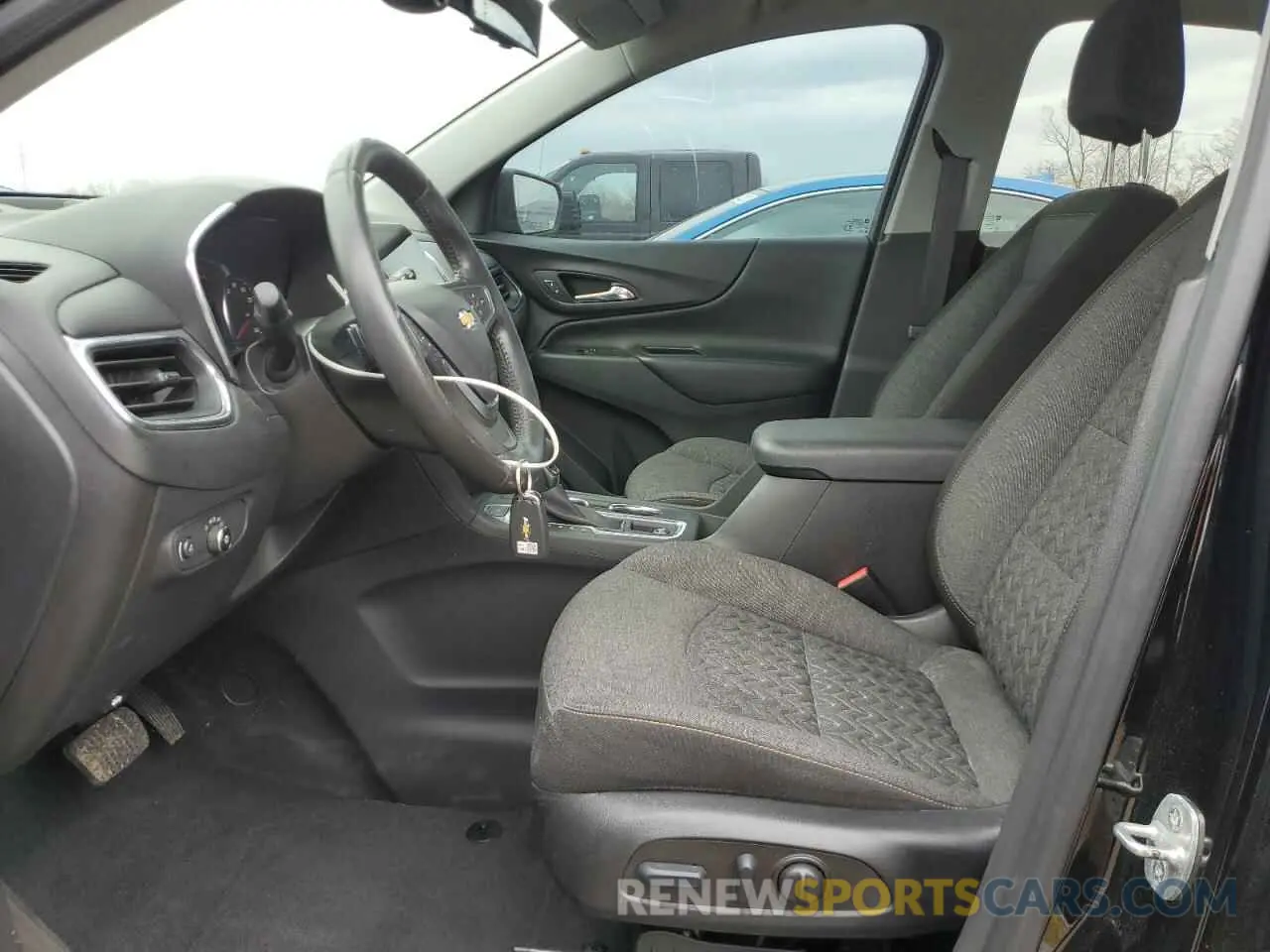 7 Photograph of a damaged car 3GNAXUEV0NL279298 CHEVROLET EQUINOX 2022