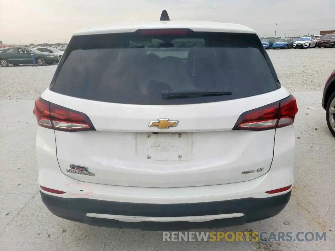 6 Photograph of a damaged car 3GNAXUEV0NL284341 CHEVROLET EQUINOX 2022