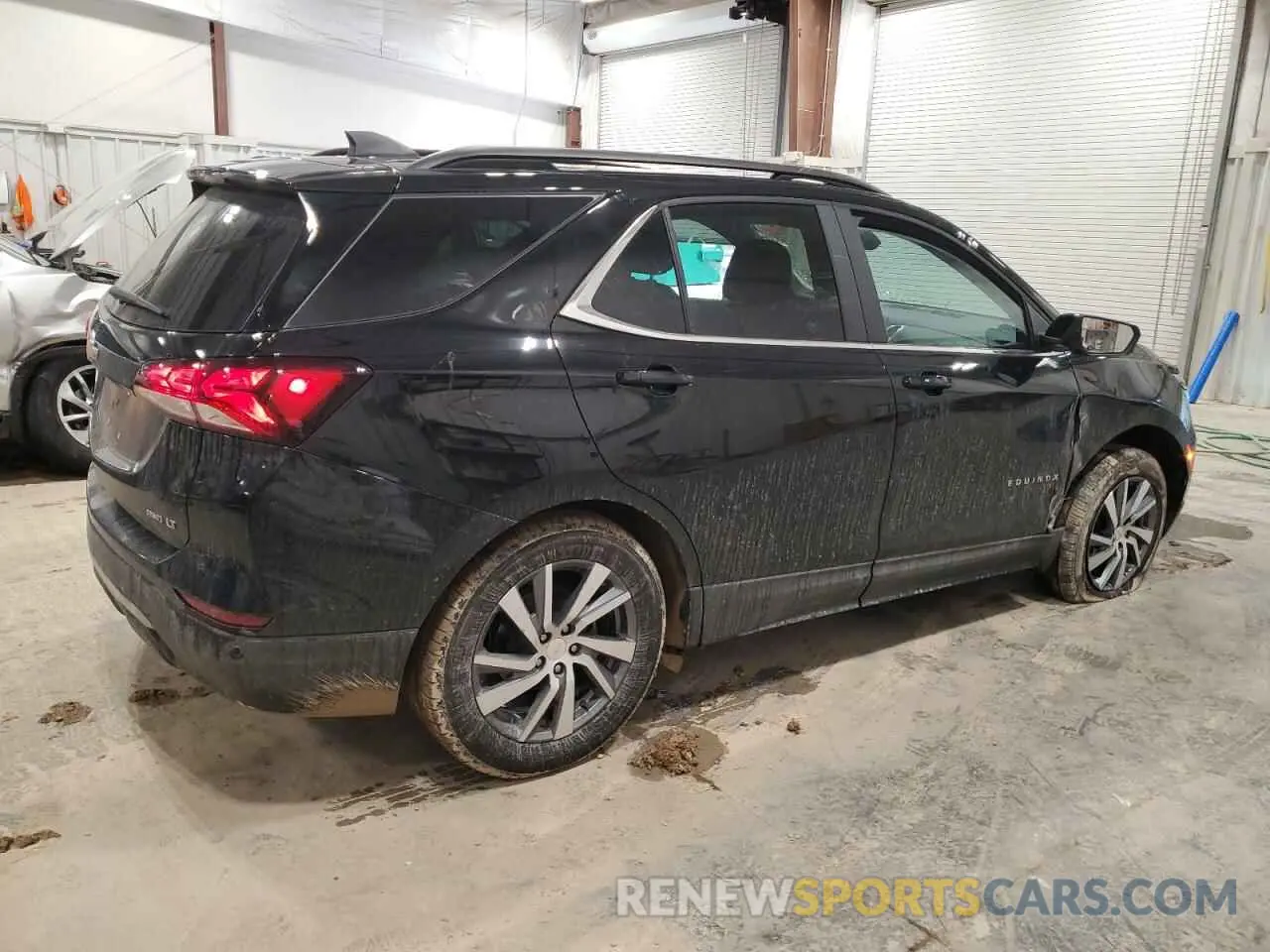 3 Photograph of a damaged car 3GNAXUEV0NL294495 CHEVROLET EQUINOX 2022