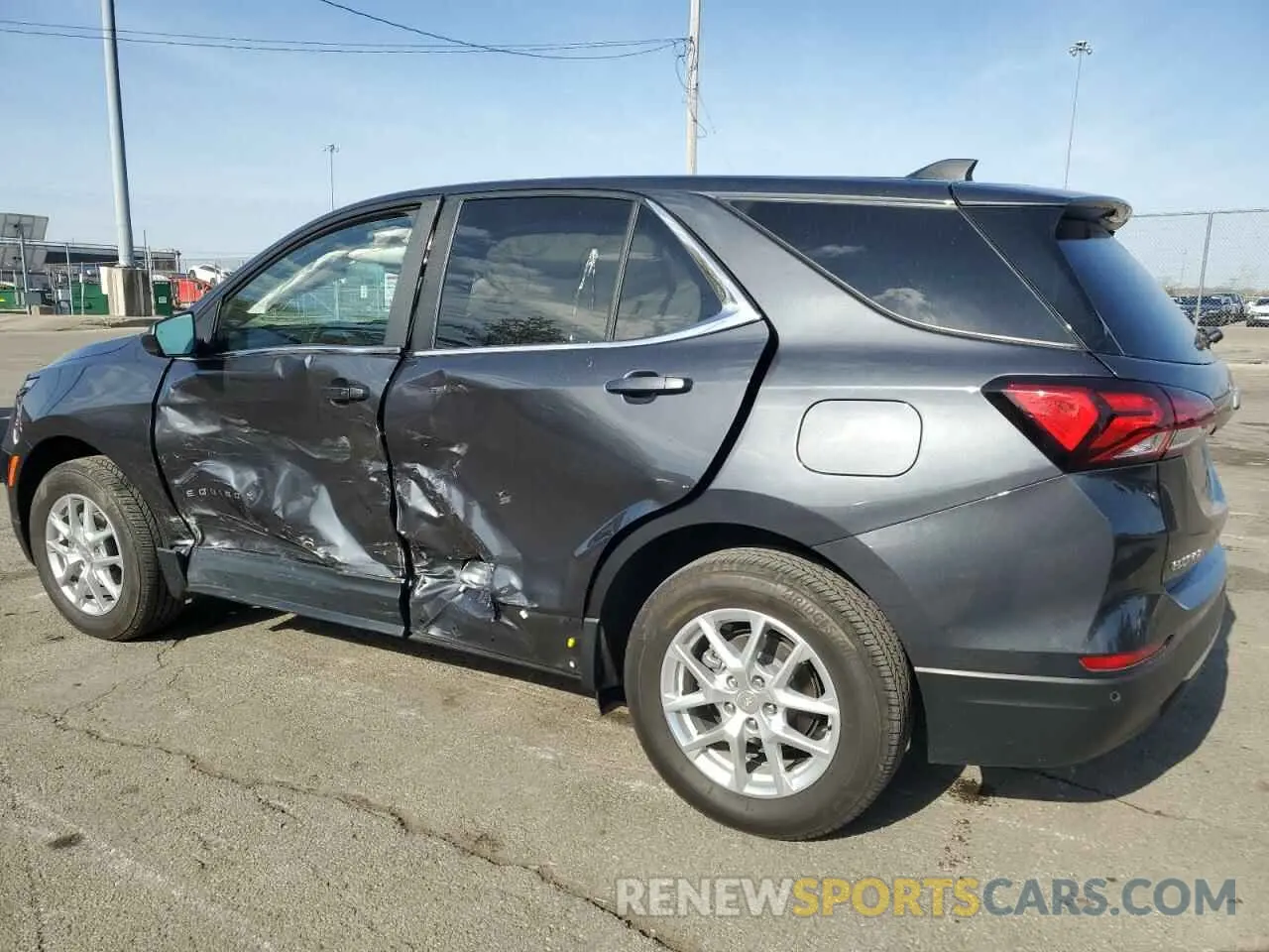 2 Photograph of a damaged car 3GNAXUEV0NS196833 CHEVROLET EQUINOX 2022