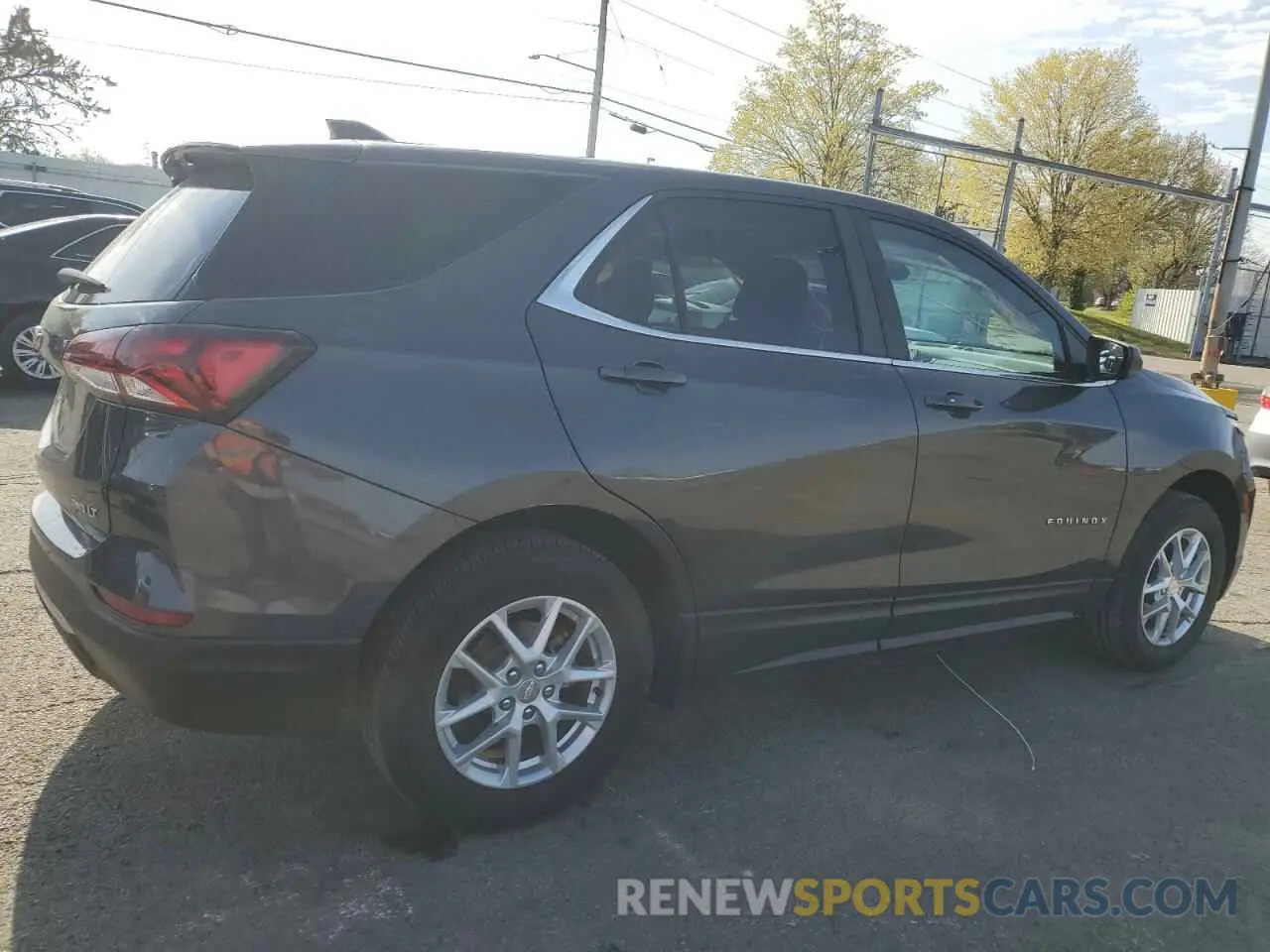 3 Photograph of a damaged car 3GNAXUEV0NS196833 CHEVROLET EQUINOX 2022