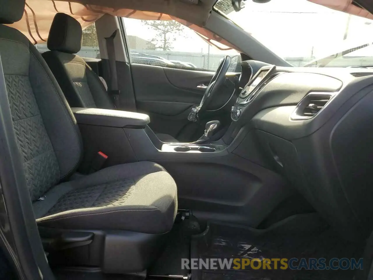 7 Photograph of a damaged car 3GNAXUEV0NS196833 CHEVROLET EQUINOX 2022