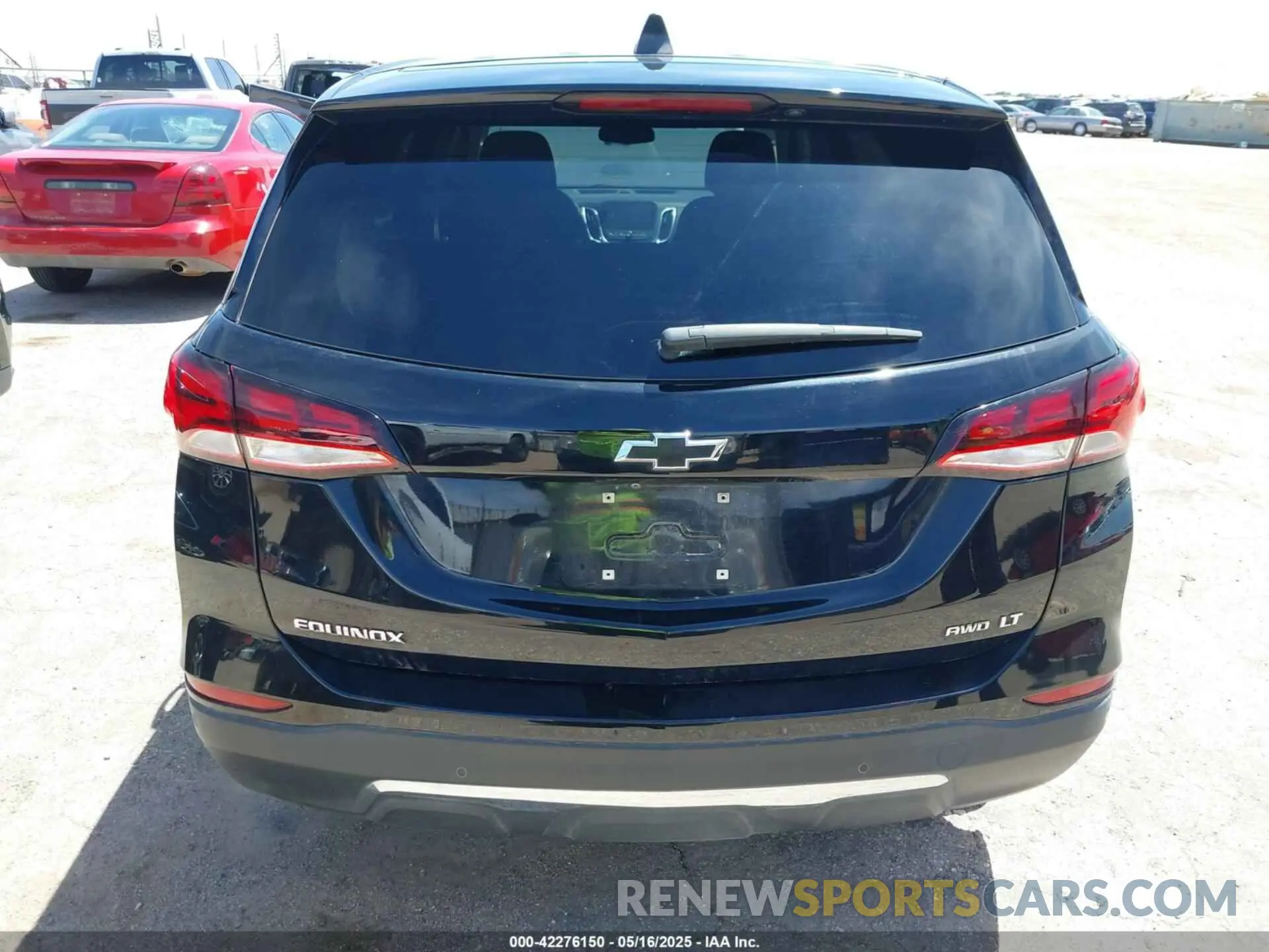 16 Photograph of a damaged car 3GNAXUEV1NL108771 CHEVROLET EQUINOX 2022