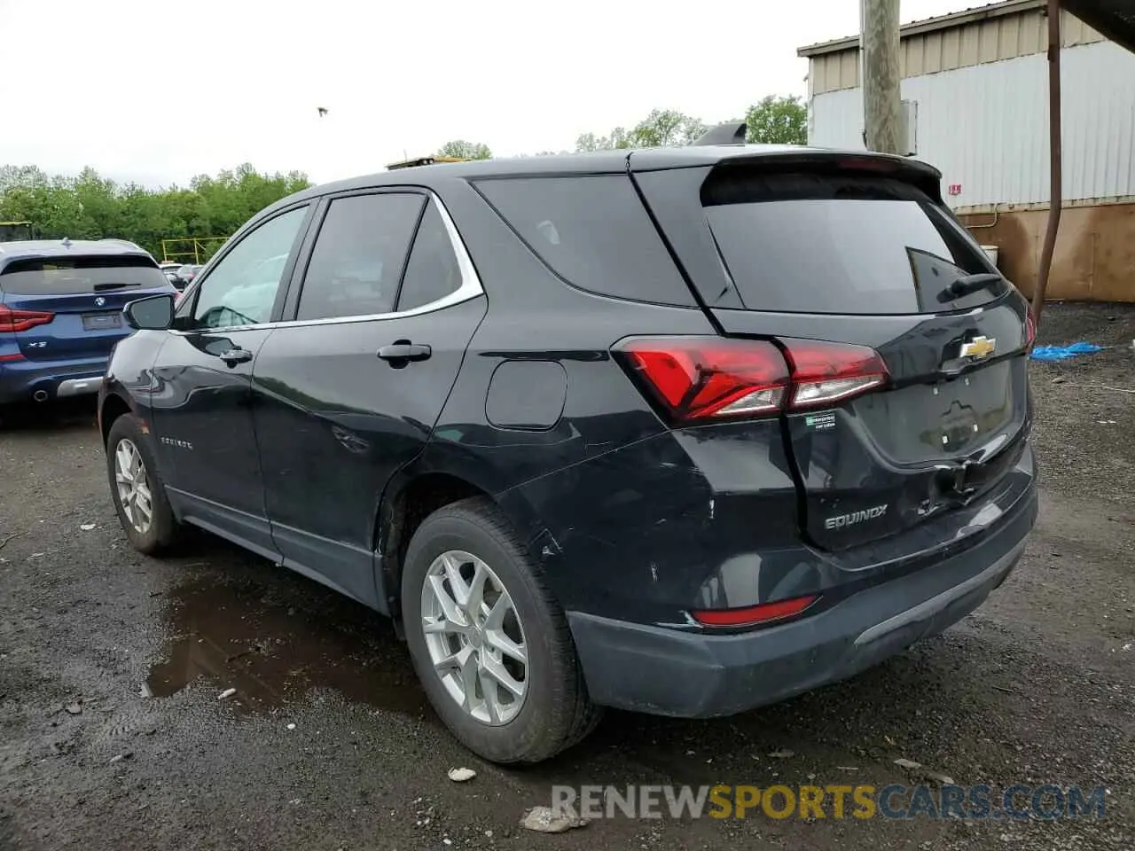 2 Photograph of a damaged car 3GNAXUEV1NL136019 CHEVROLET EQUINOX 2022