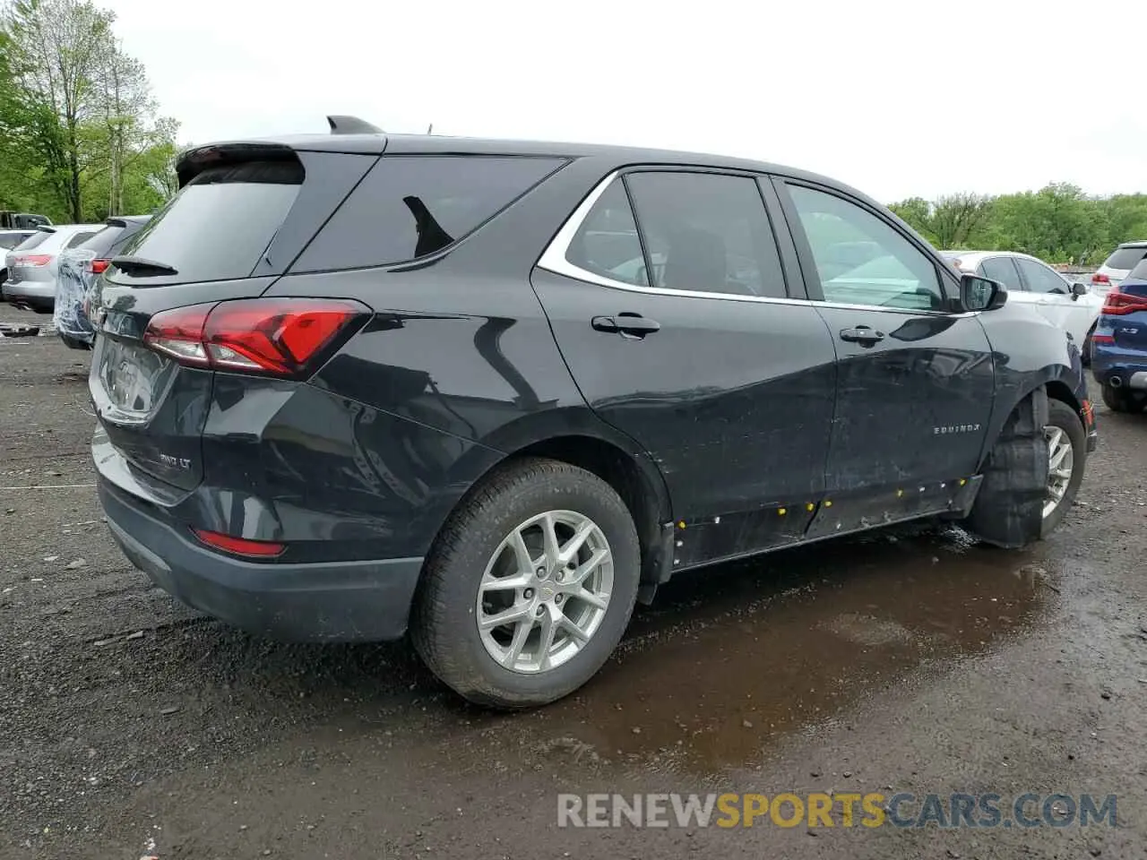 3 Photograph of a damaged car 3GNAXUEV1NL136019 CHEVROLET EQUINOX 2022