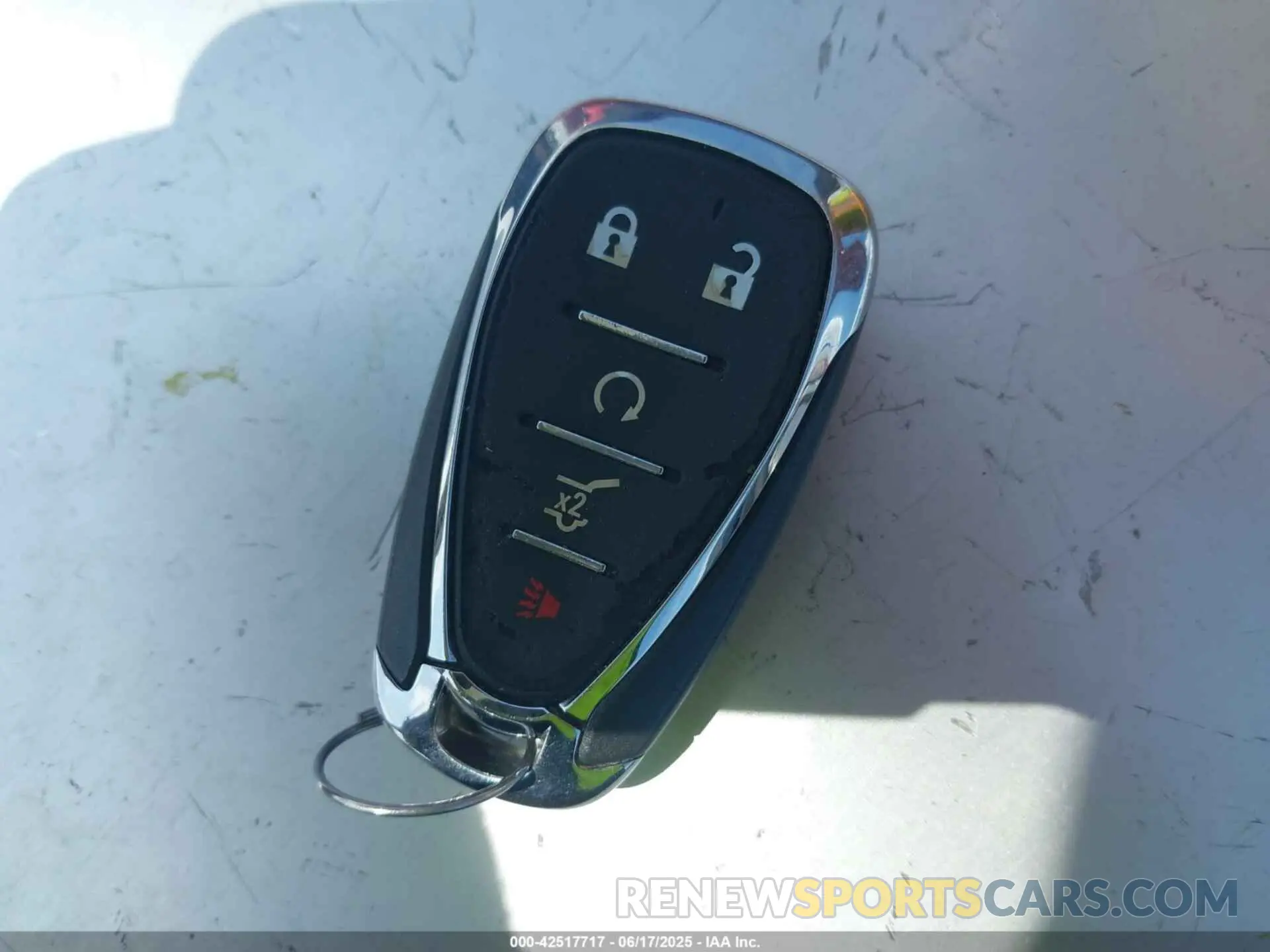 11 Photograph of a damaged car 3GNAXUEV1NL140989 CHEVROLET EQUINOX 2022