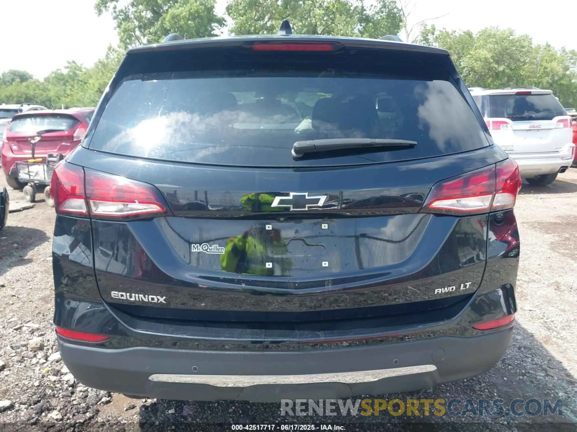 16 Photograph of a damaged car 3GNAXUEV1NL140989 CHEVROLET EQUINOX 2022