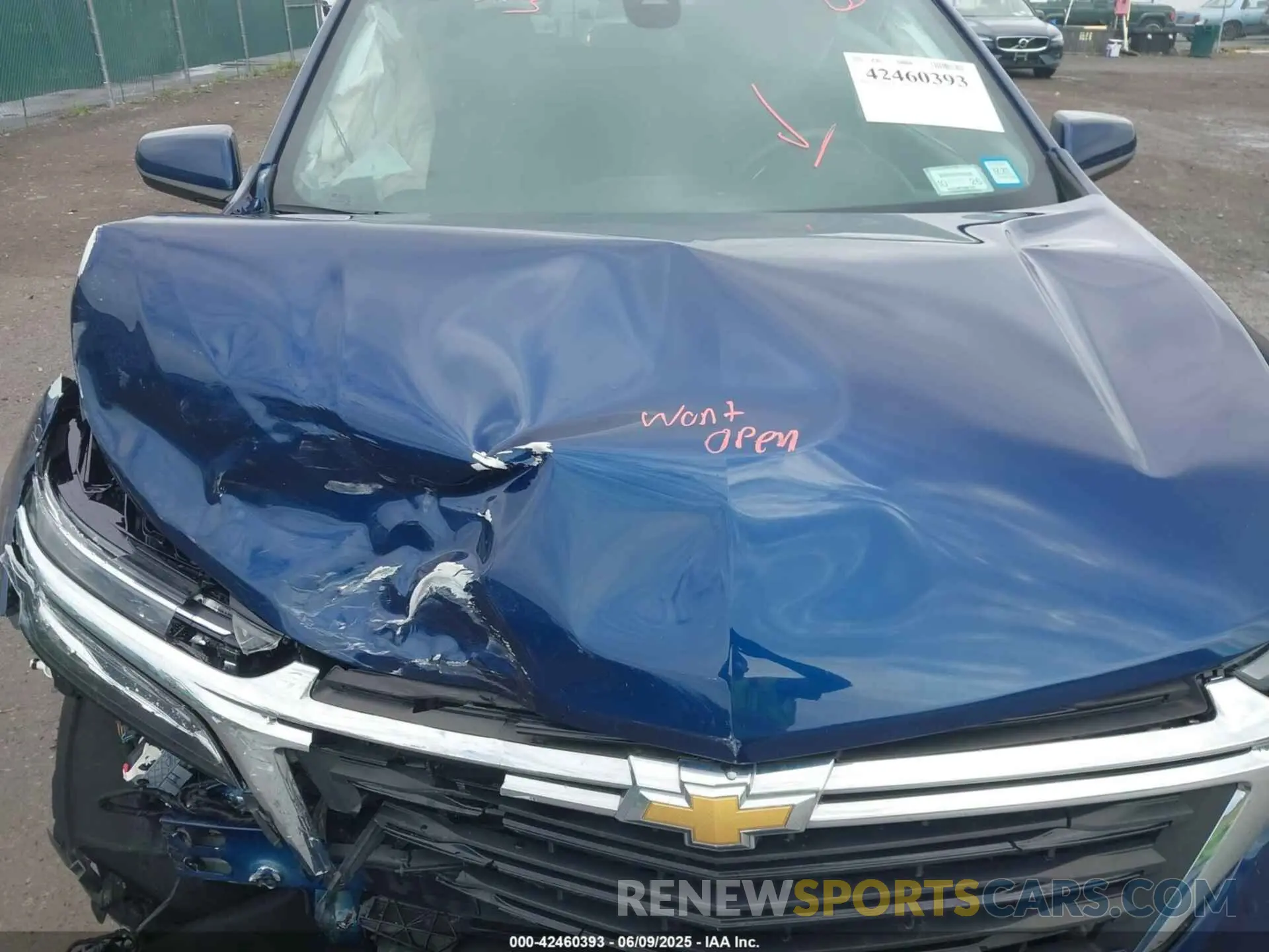 10 Photograph of a damaged car 3GNAXUEV1NL260159 CHEVROLET EQUINOX 2022