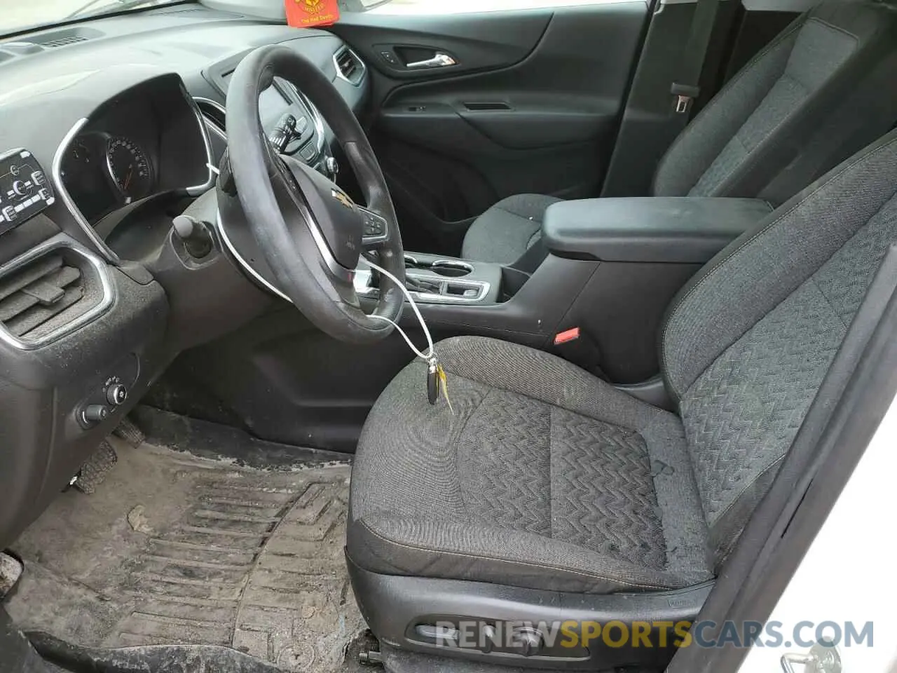 7 Photograph of a damaged car 3GNAXUEV1NL261313 CHEVROLET EQUINOX 2022