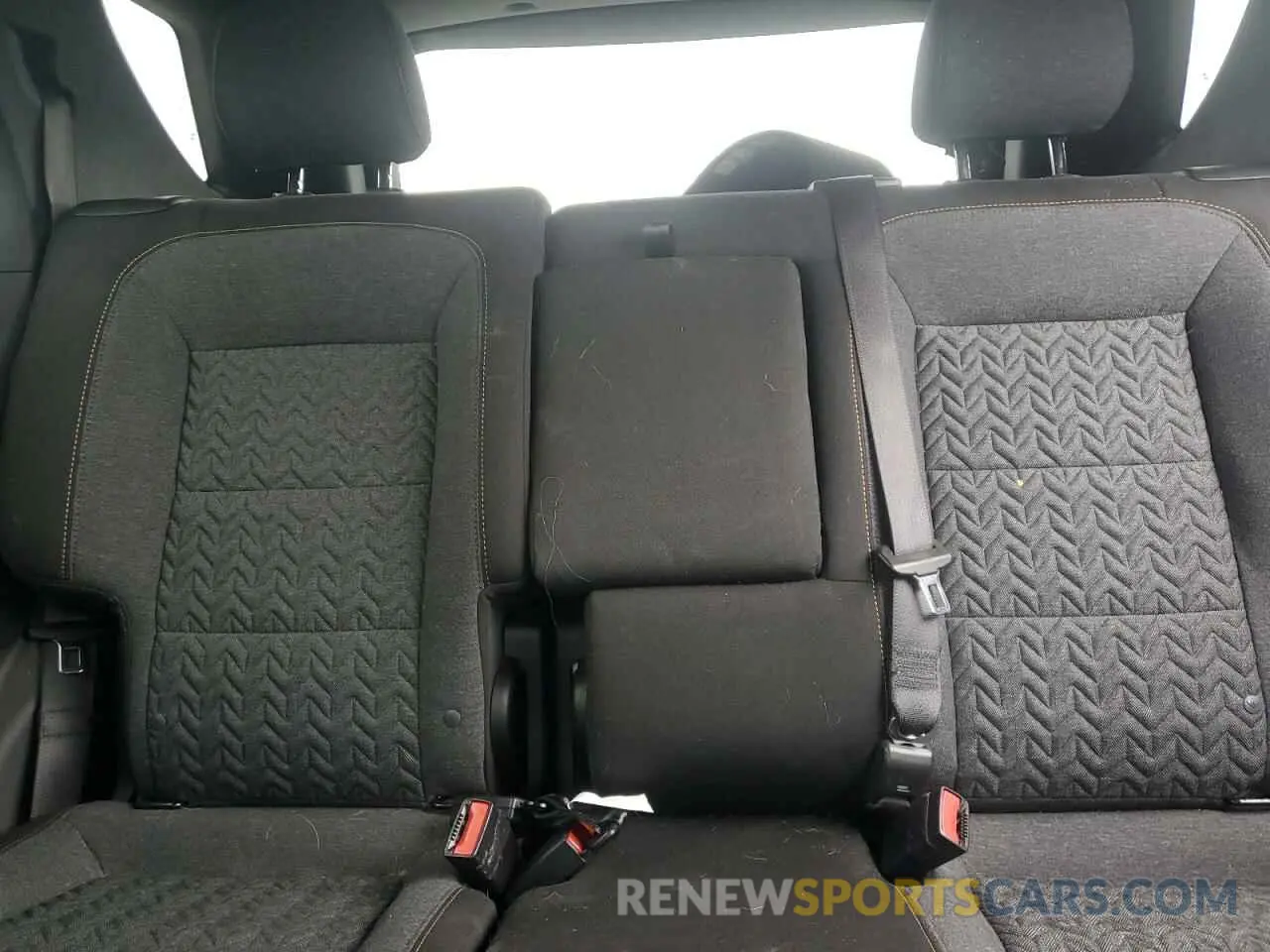 10 Photograph of a damaged car 3GNAXUEV1NS162500 CHEVROLET EQUINOX 2022