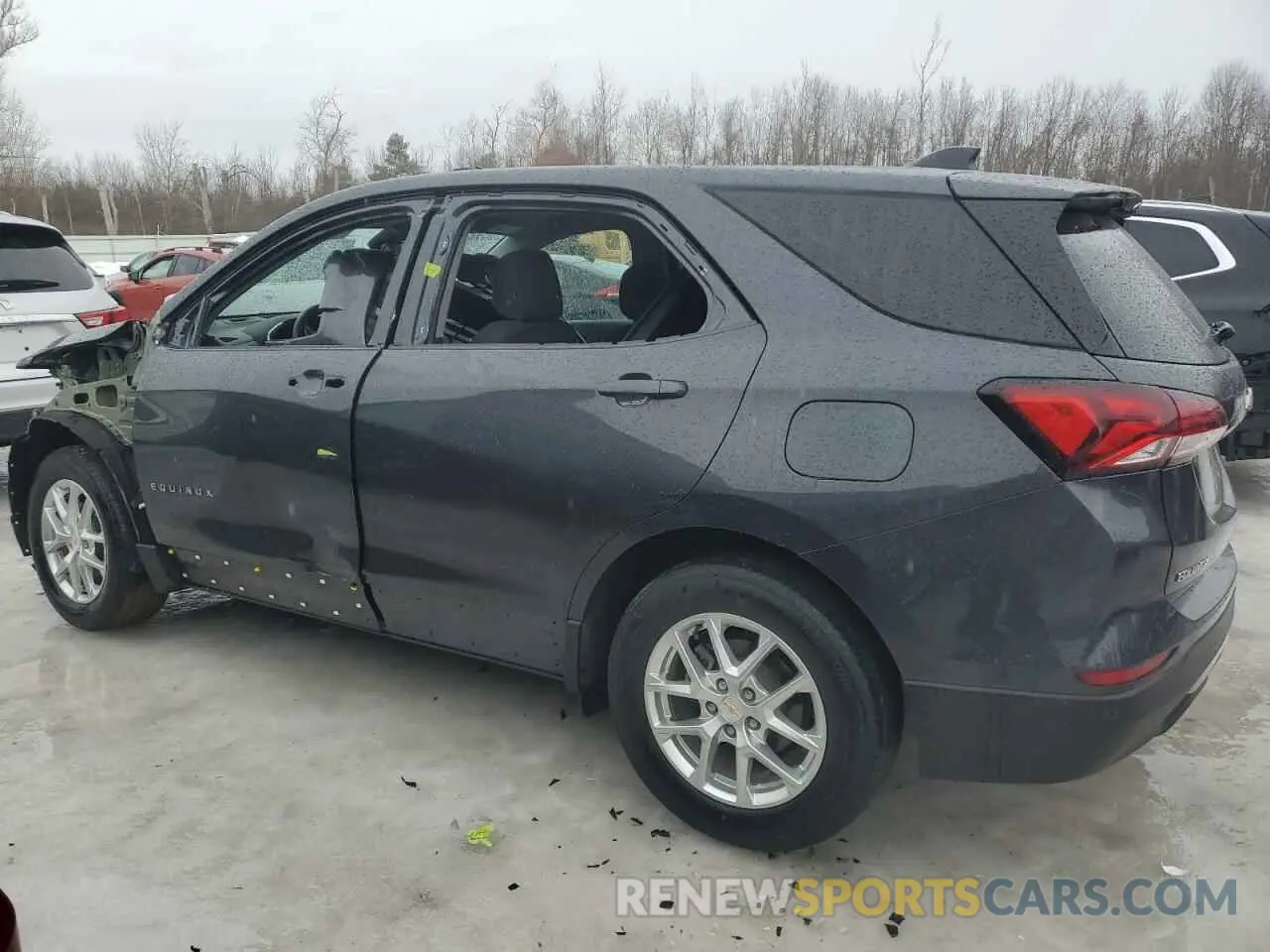 2 Photograph of a damaged car 3GNAXUEV1NS162500 CHEVROLET EQUINOX 2022