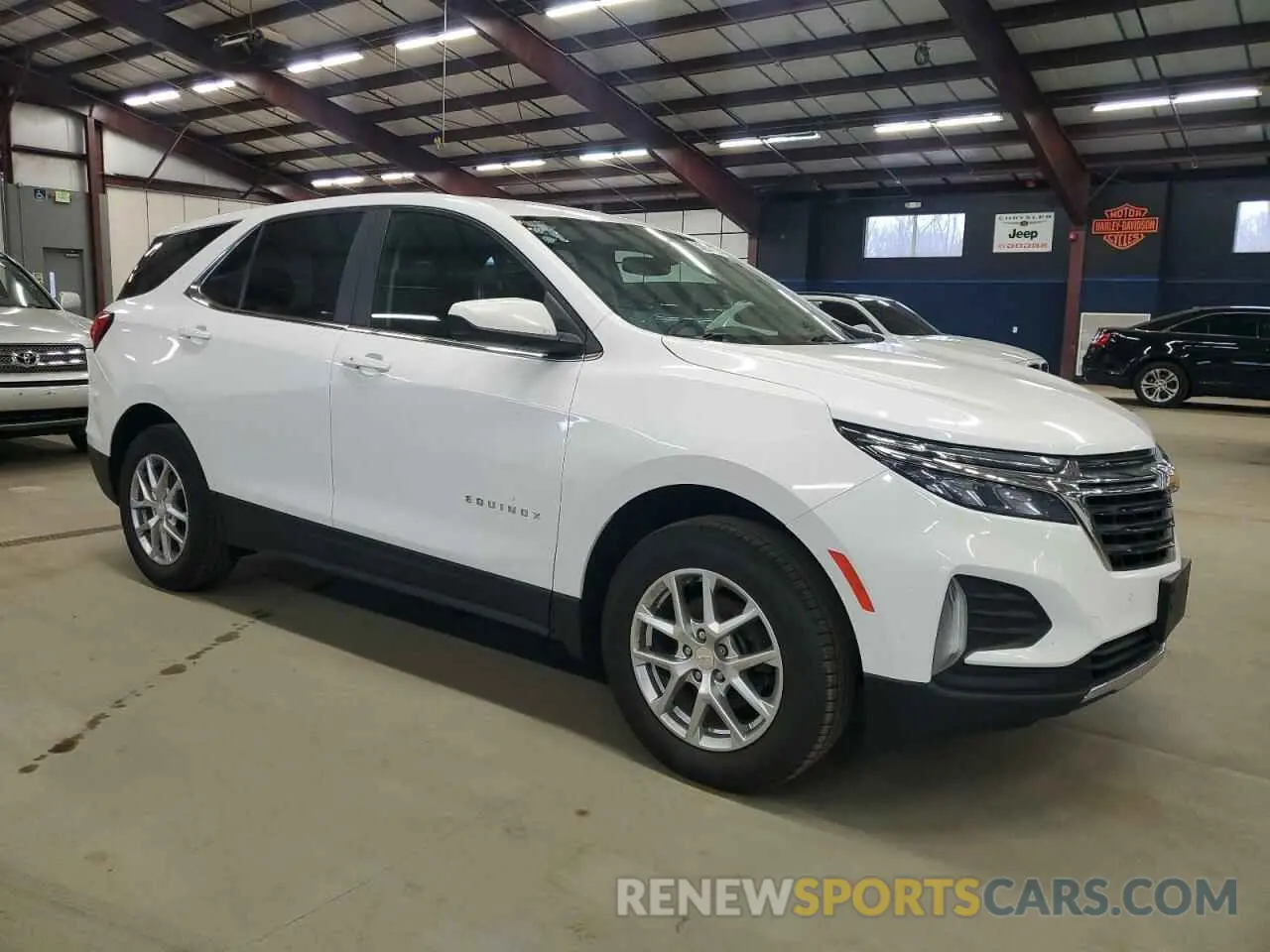 4 Photograph of a damaged car 3GNAXUEV2NL138670 CHEVROLET EQUINOX 2022