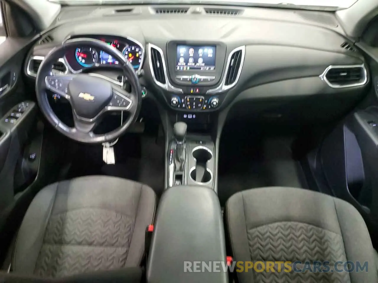8 Photograph of a damaged car 3GNAXUEV2NL138670 CHEVROLET EQUINOX 2022