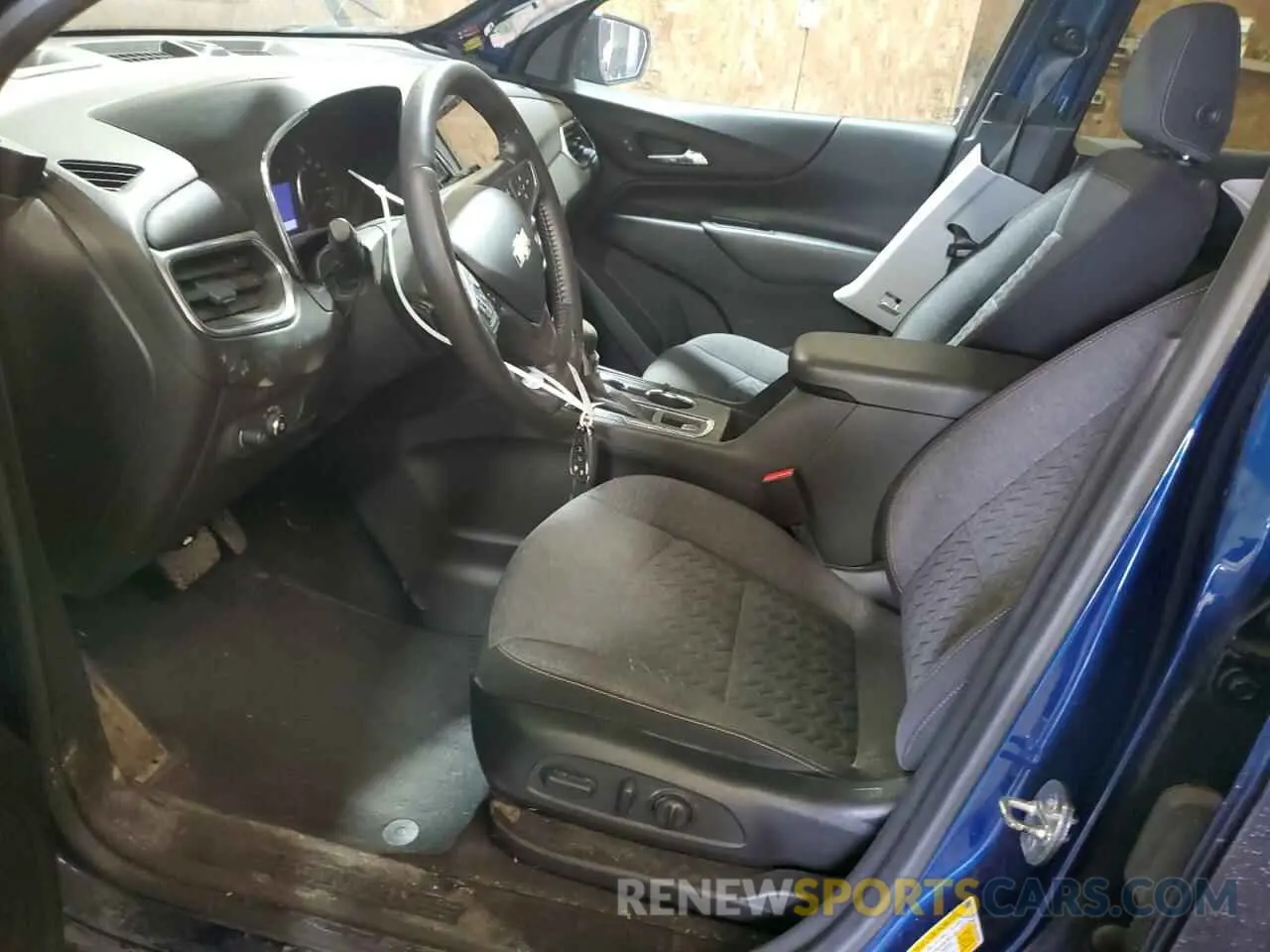 7 Photograph of a damaged car 3GNAXUEV2NL216056 CHEVROLET EQUINOX 2022