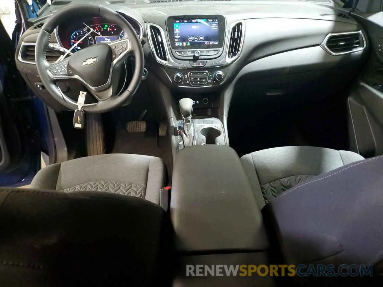 8 Photograph of a damaged car 3GNAXUEV2NL216056 CHEVROLET EQUINOX 2022