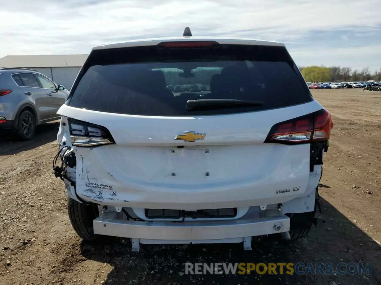 6 Photograph of a damaged car 3GNAXUEV2NL226635 CHEVROLET EQUINOX 2022