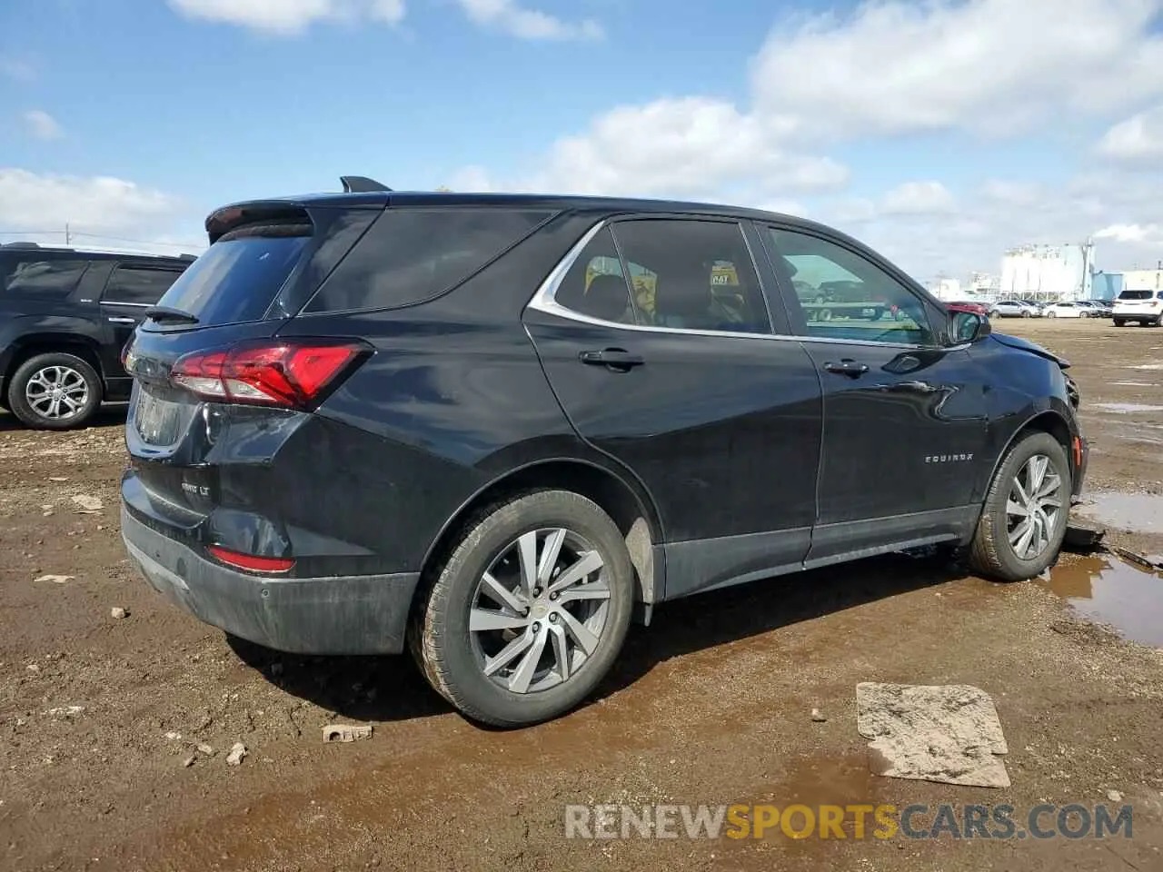 3 Photograph of a damaged car 3GNAXUEV2NL313886 CHEVROLET EQUINOX 2022