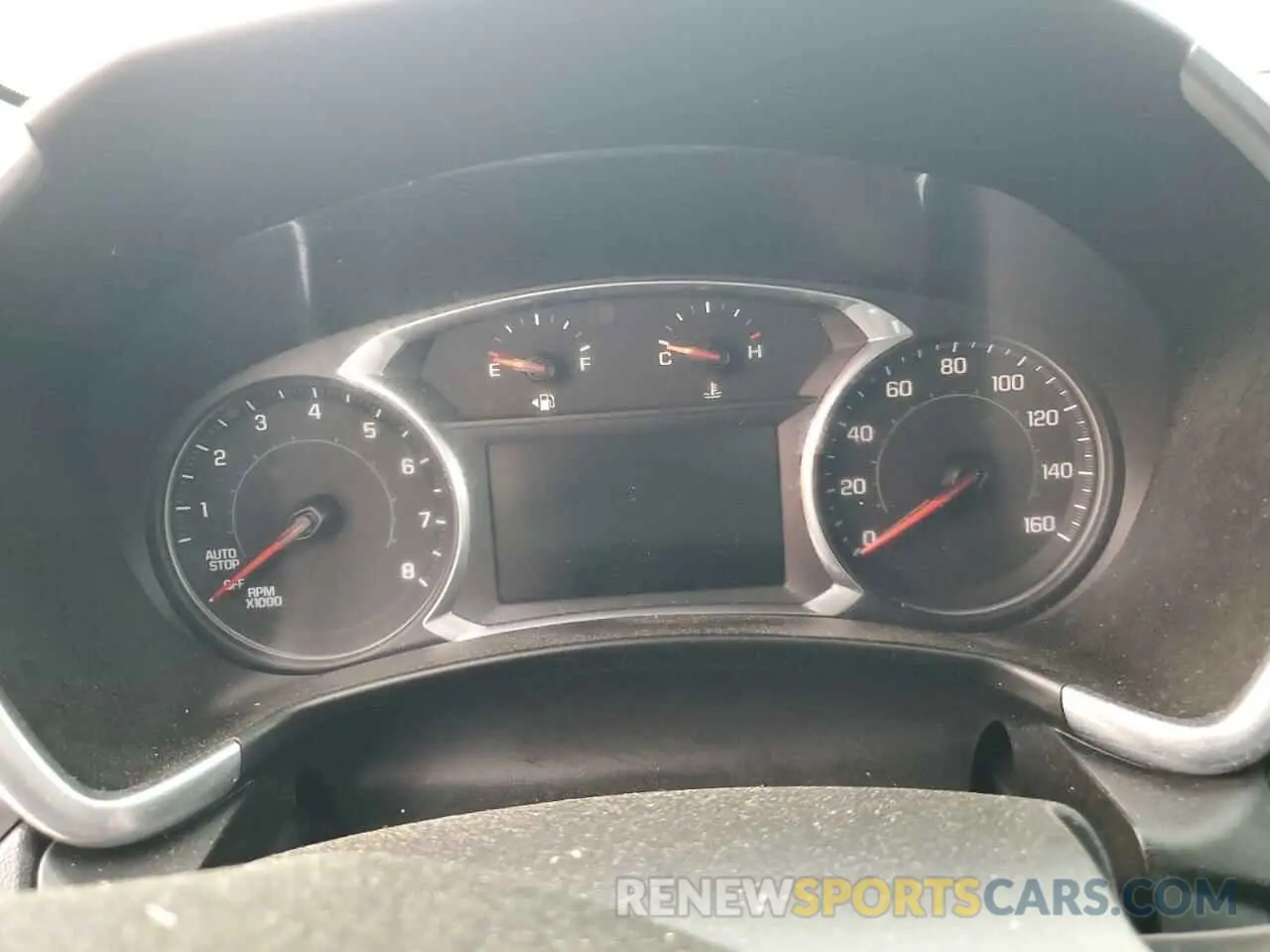 9 Photograph of a damaged car 3GNAXUEV3NL105158 CHEVROLET EQUINOX 2022