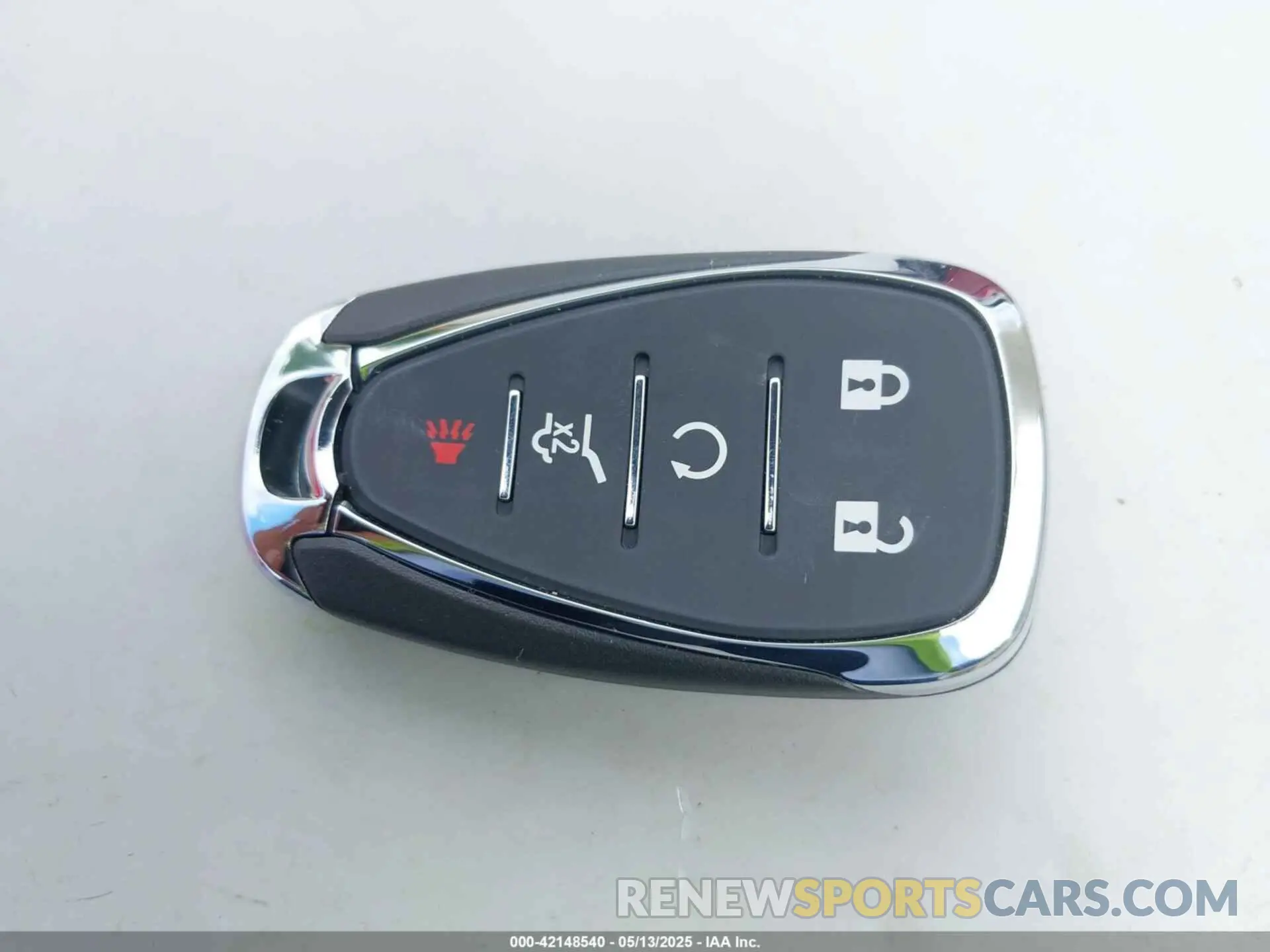 11 Photograph of a damaged car 3GNAXUEV3NL161794 CHEVROLET EQUINOX 2022