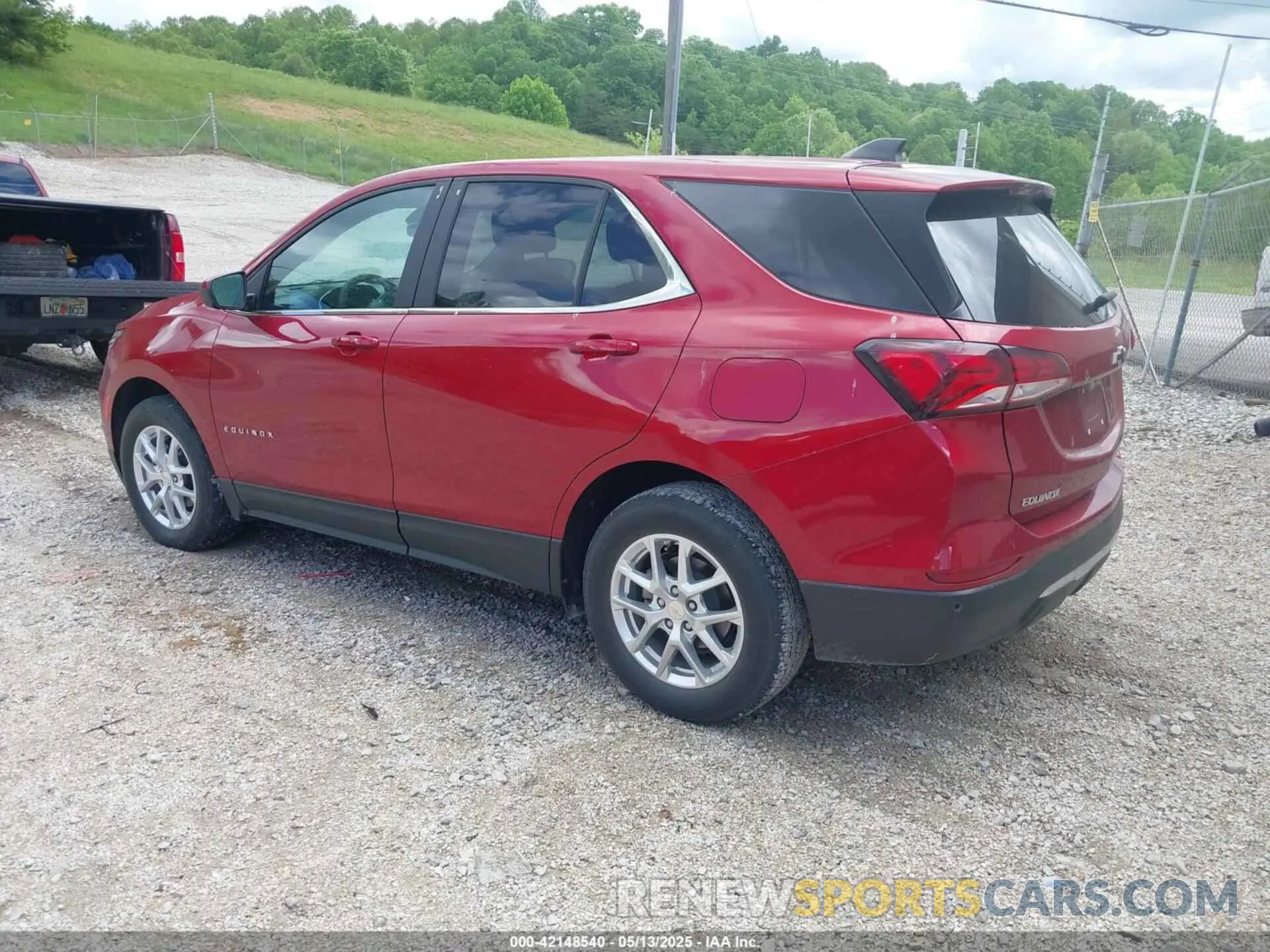 3 Photograph of a damaged car 3GNAXUEV3NL161794 CHEVROLET EQUINOX 2022