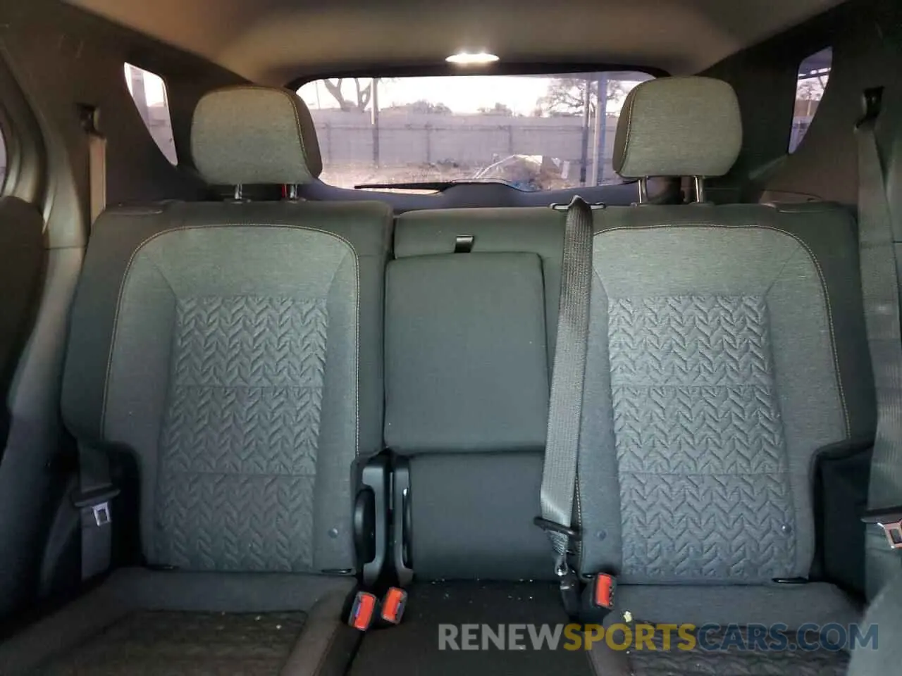 10 Photograph of a damaged car 3GNAXUEV3NL226093 CHEVROLET EQUINOX 2022