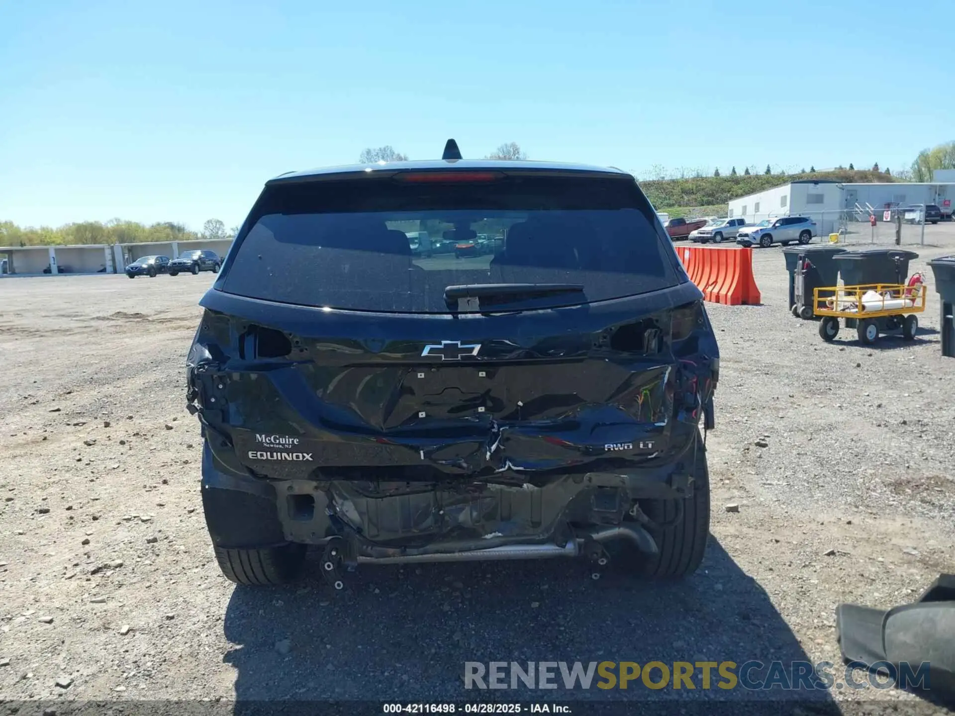 17 Photograph of a damaged car 3GNAXUEV3NL239894 CHEVROLET EQUINOX 2022