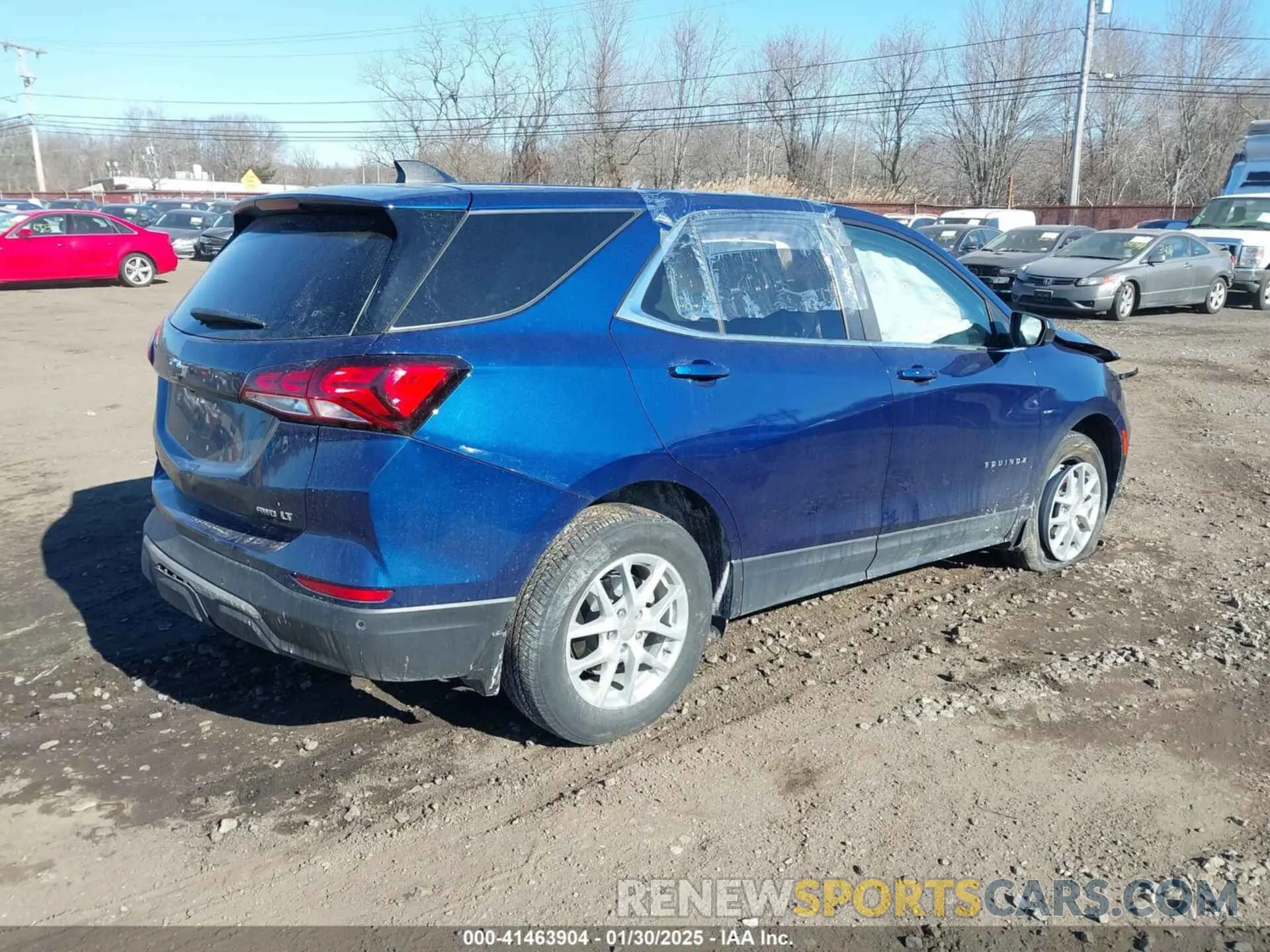 4 Photograph of a damaged car 3GNAXUEV3NL249289 CHEVROLET EQUINOX 2022