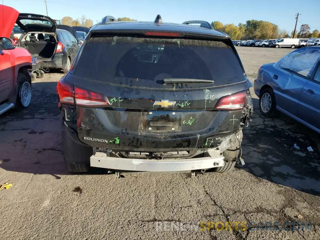 6 Photograph of a damaged car 3GNAXUEV3NL314349 CHEVROLET EQUINOX 2022