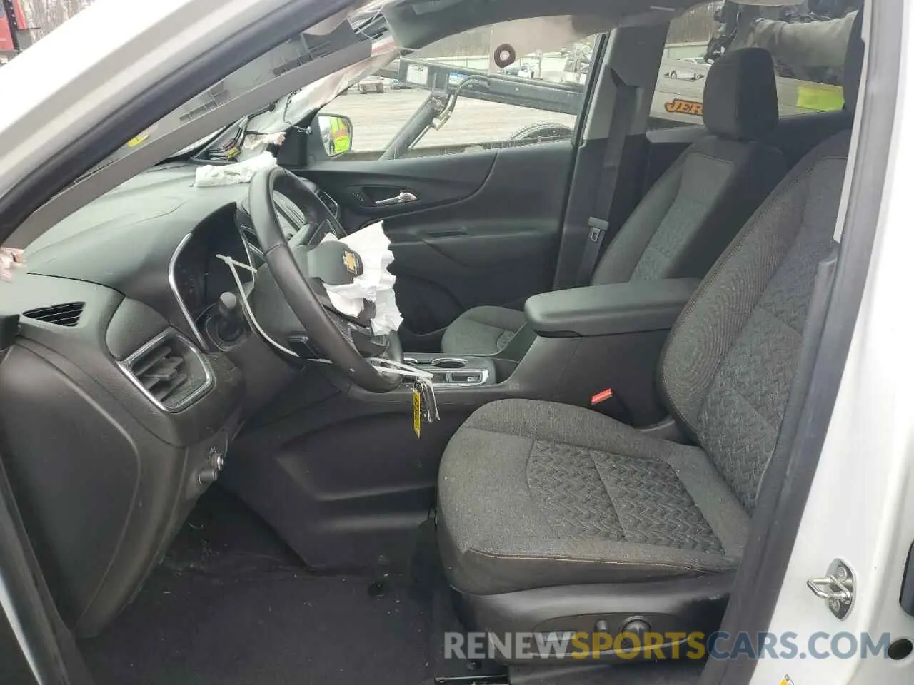 7 Photograph of a damaged car 3GNAXUEV3NS203273 CHEVROLET EQUINOX 2022