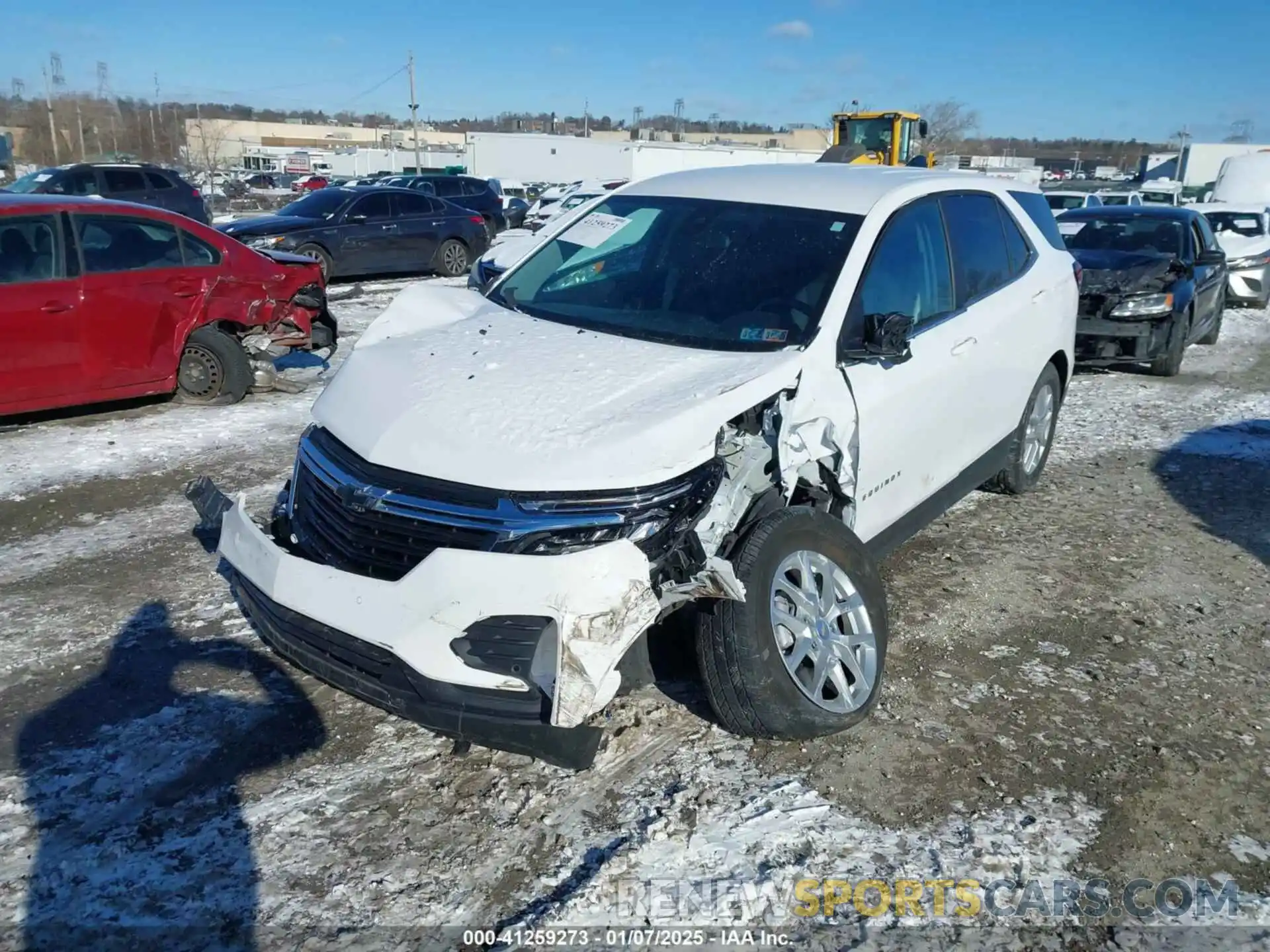 2 Photograph of a damaged car 3GNAXUEV4NL121370 CHEVROLET EQUINOX 2022