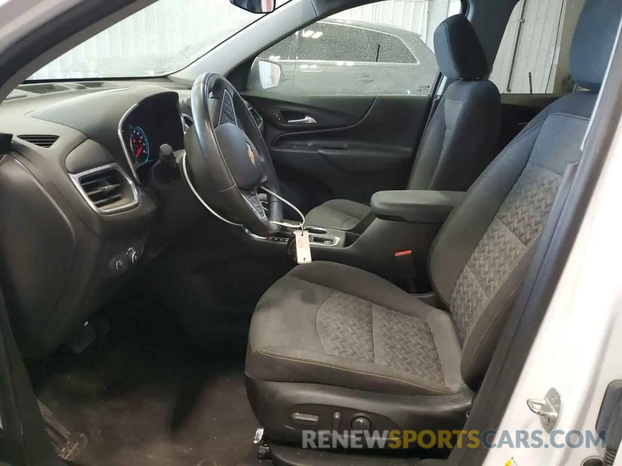 7 Photograph of a damaged car 3GNAXUEV5NL120244 CHEVROLET EQUINOX 2022