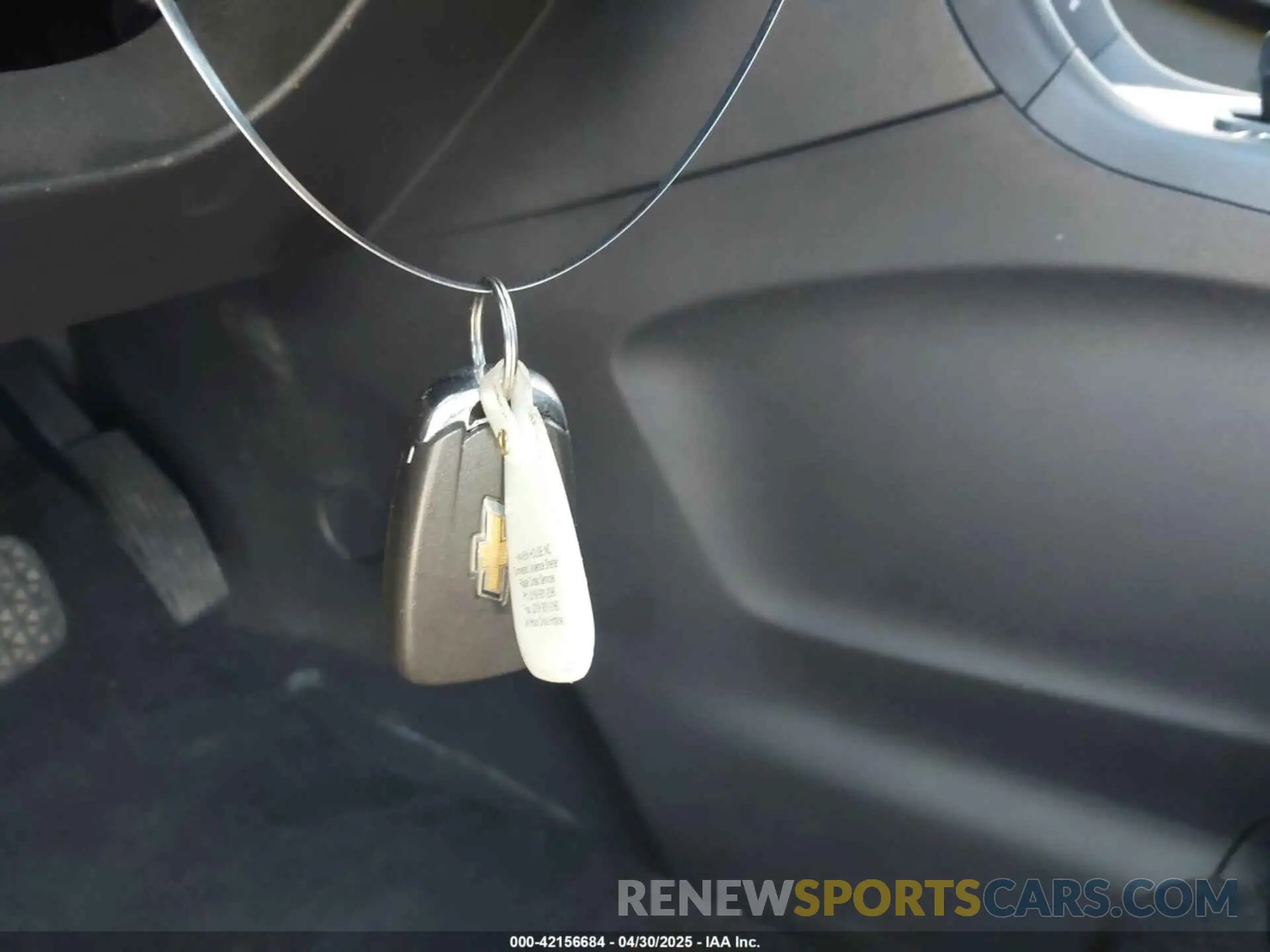 11 Photograph of a damaged car 3GNAXUEV5NL128103 CHEVROLET EQUINOX 2022