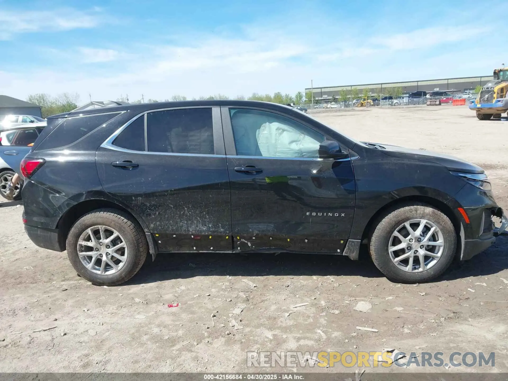 13 Photograph of a damaged car 3GNAXUEV5NL128103 CHEVROLET EQUINOX 2022