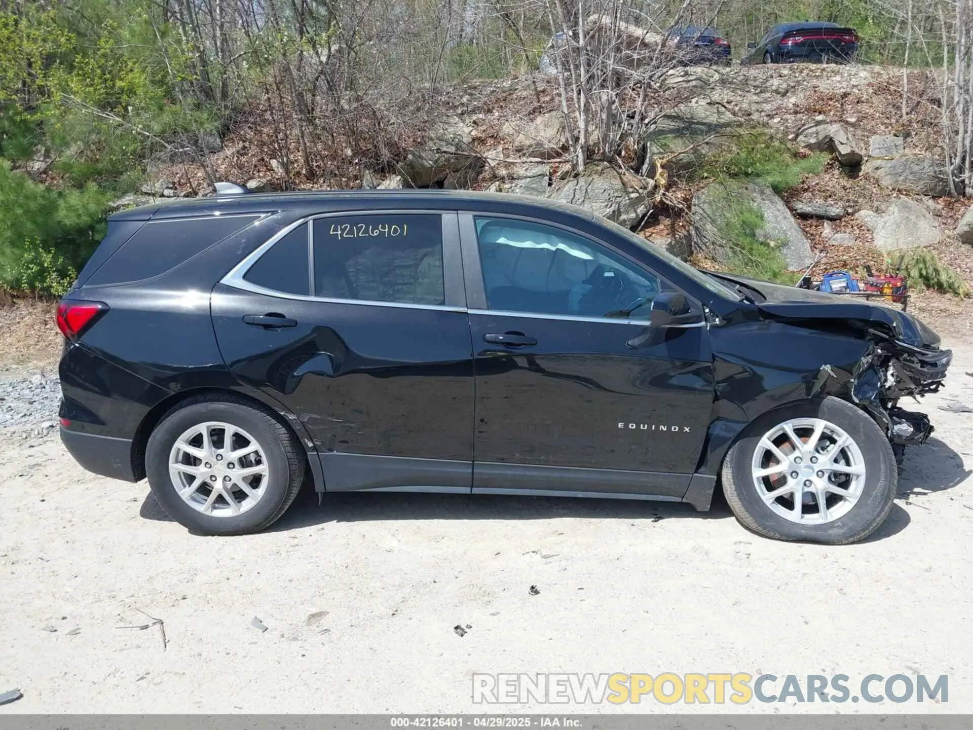 14 Photograph of a damaged car 3GNAXUEV5NL281130 CHEVROLET EQUINOX 2022