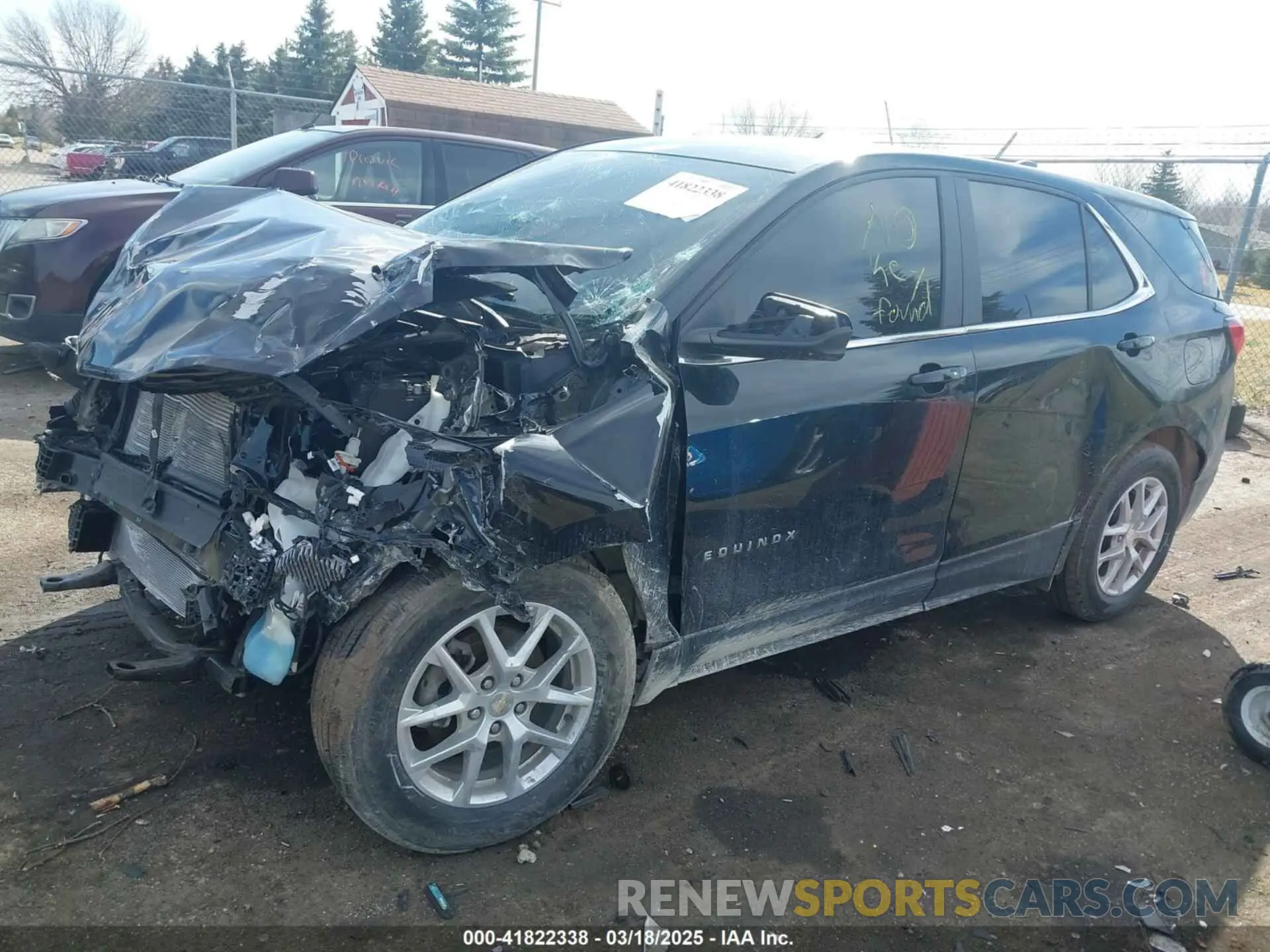 2 Photograph of a damaged car 3GNAXUEV5NL298171 CHEVROLET EQUINOX 2022