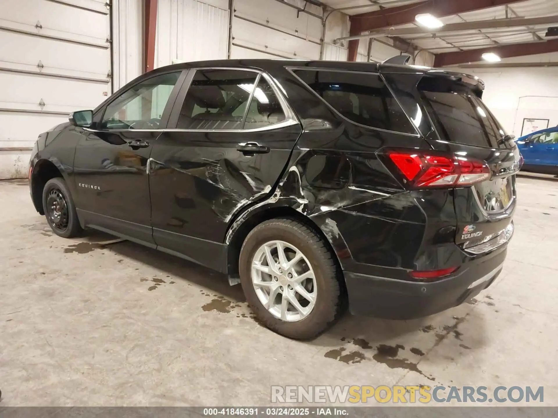 3 Photograph of a damaged car 3GNAXUEV5NL302493 CHEVROLET EQUINOX 2022