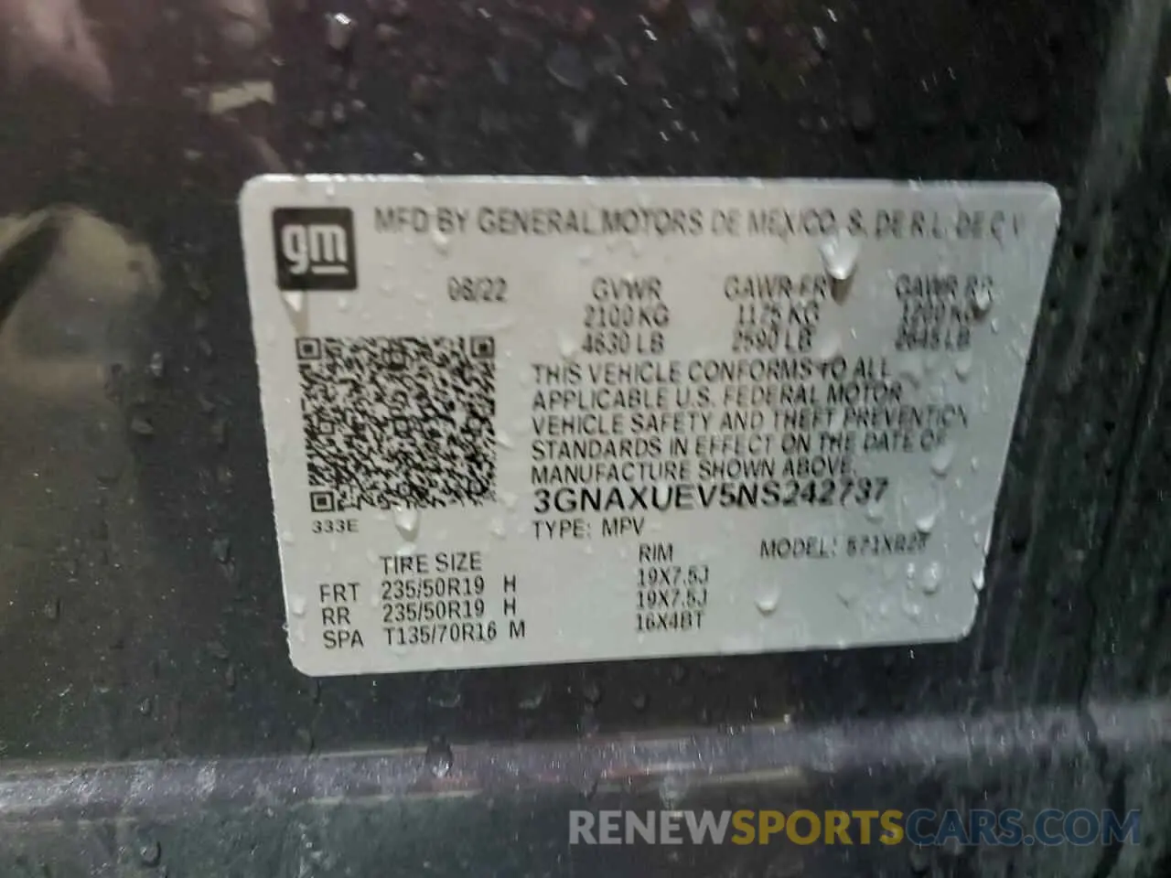 13 Photograph of a damaged car 3GNAXUEV5NS242737 CHEVROLET EQUINOX 2022