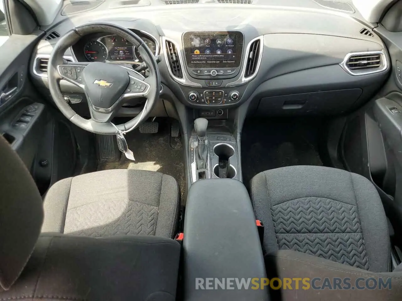 8 Photograph of a damaged car 3GNAXUEV6NL113481 CHEVROLET EQUINOX 2022