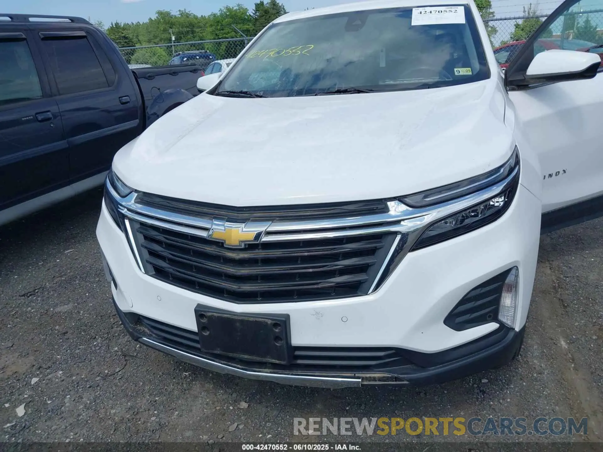 6 Photograph of a damaged car 3GNAXUEV6NL170778 CHEVROLET EQUINOX 2022