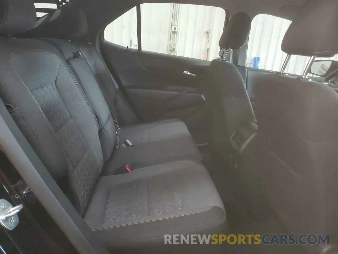 10 Photograph of a damaged car 3GNAXUEV6NL249562 CHEVROLET EQUINOX 2022