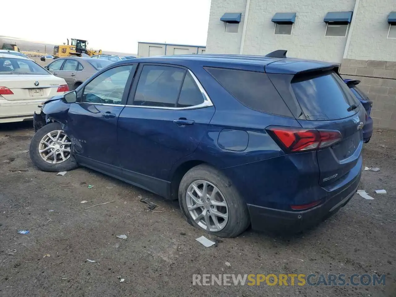 2 Photograph of a damaged car 3GNAXUEV6NL307122 CHEVROLET EQUINOX 2022