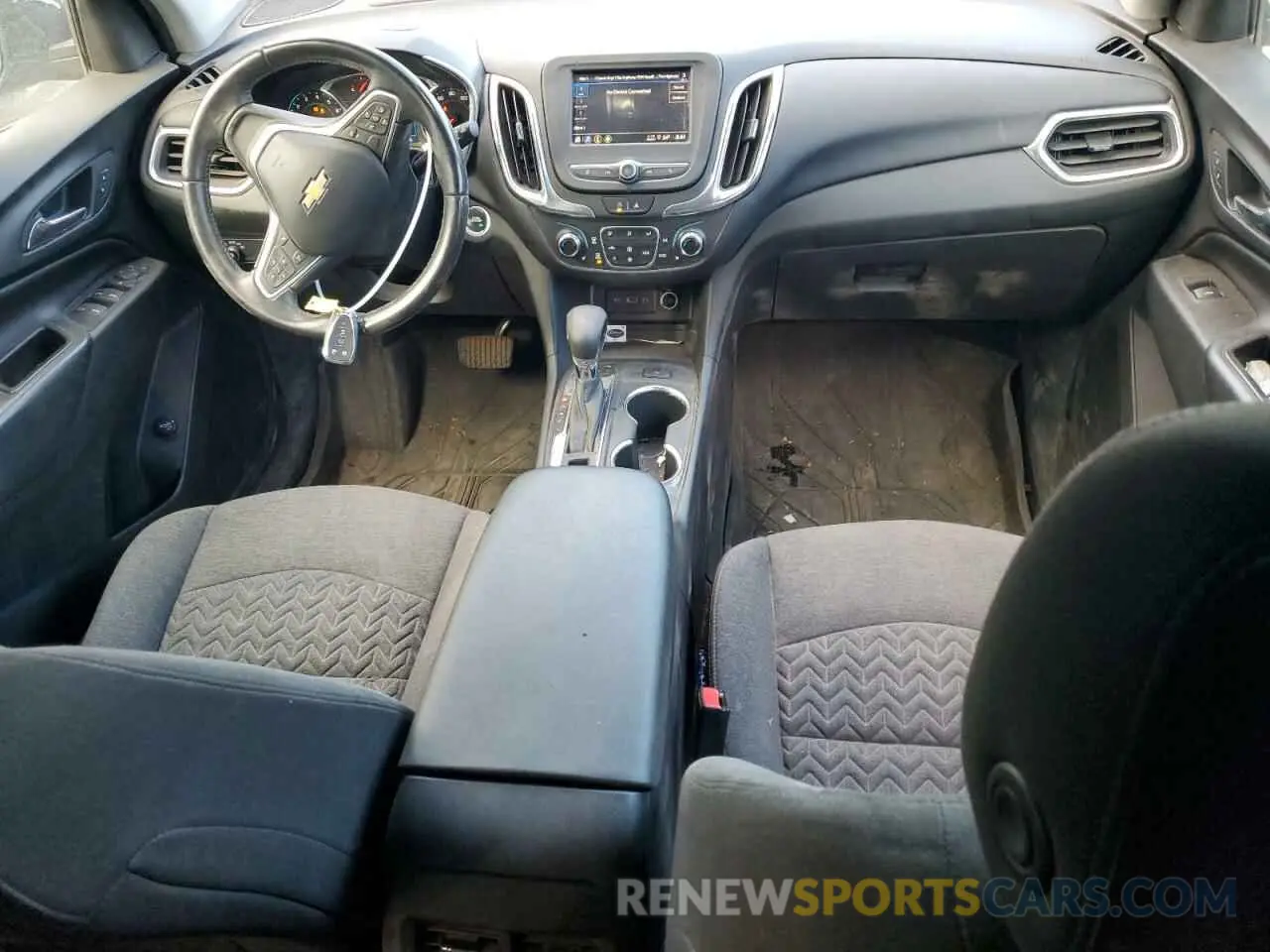 8 Photograph of a damaged car 3GNAXUEV6NL307122 CHEVROLET EQUINOX 2022