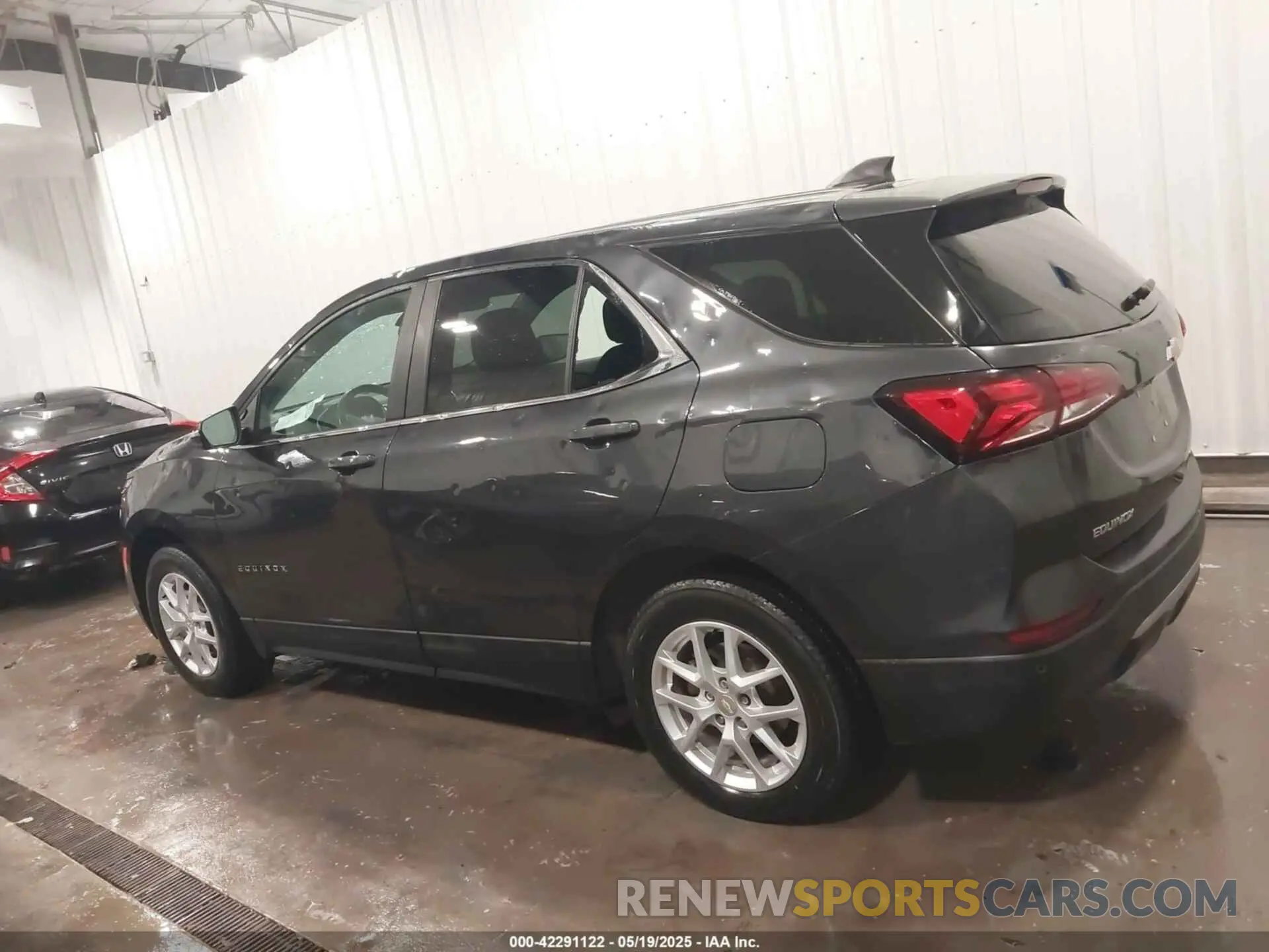 14 Photograph of a damaged car 3GNAXUEV6NS241385 CHEVROLET EQUINOX 2022